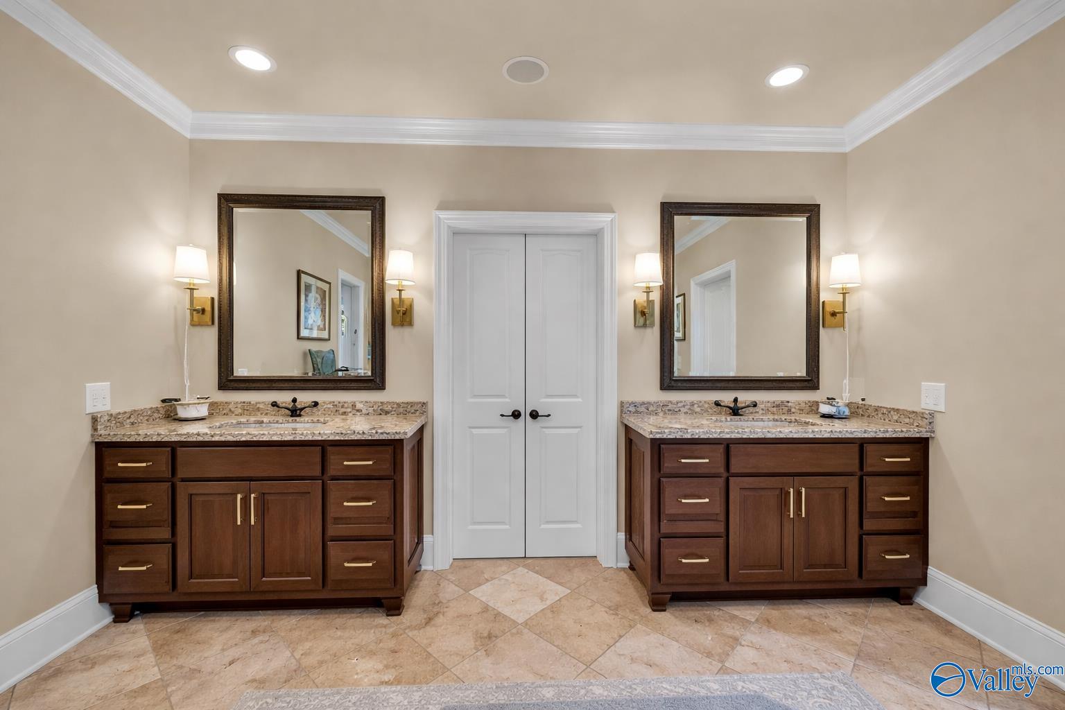 310 Cliftworth Place