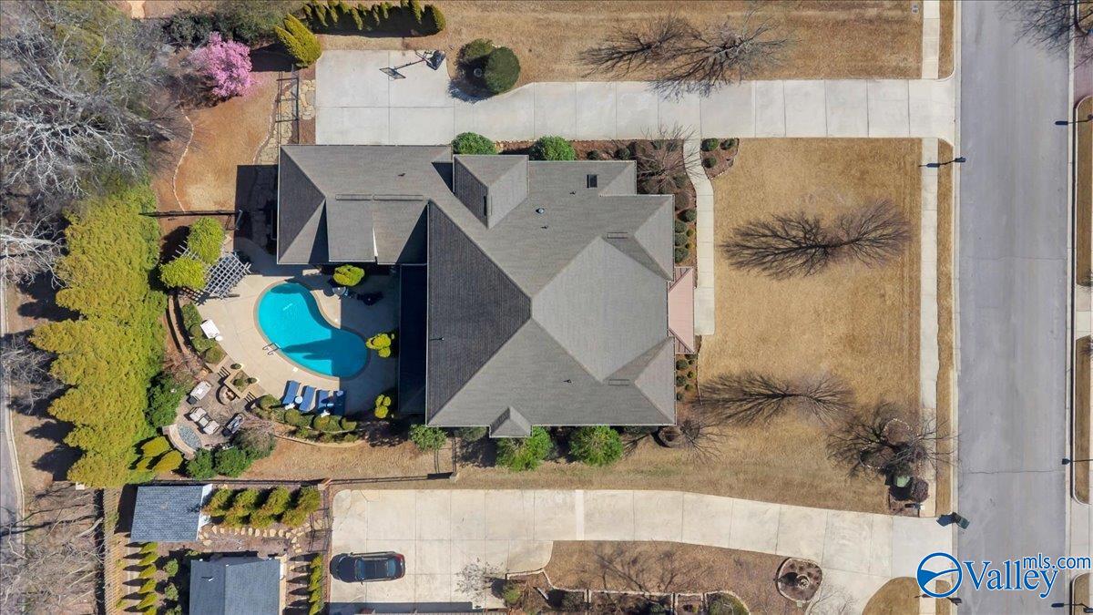310 Cliftworth Place