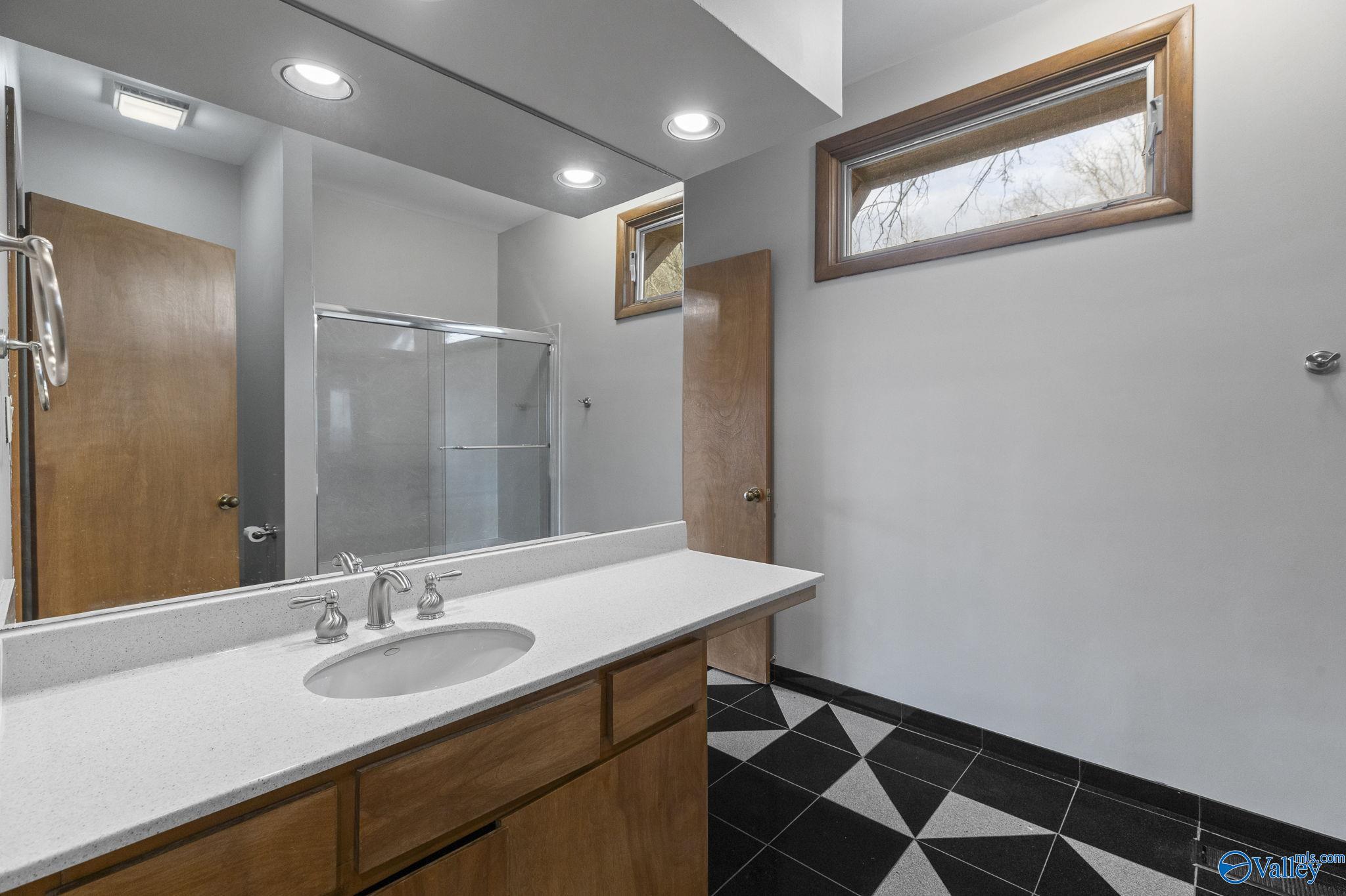 1510 Chandler Road SE