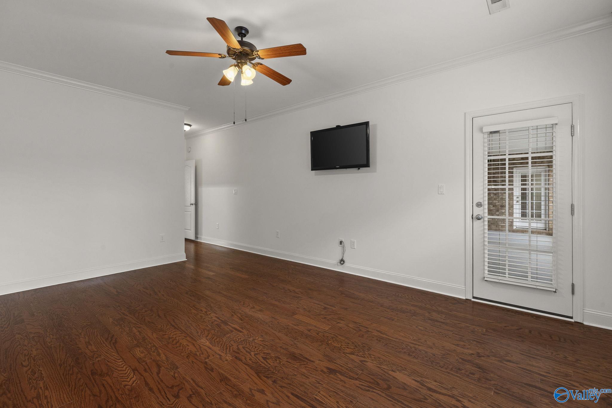 106 Autumn Cove Drive