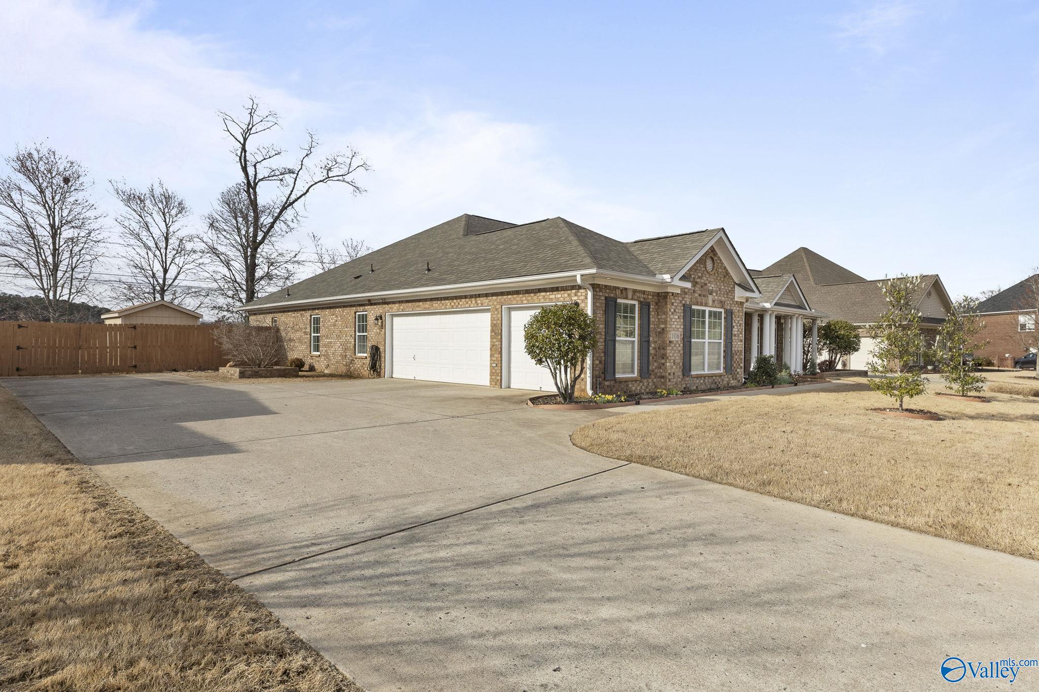 106 Autumn Cove Drive