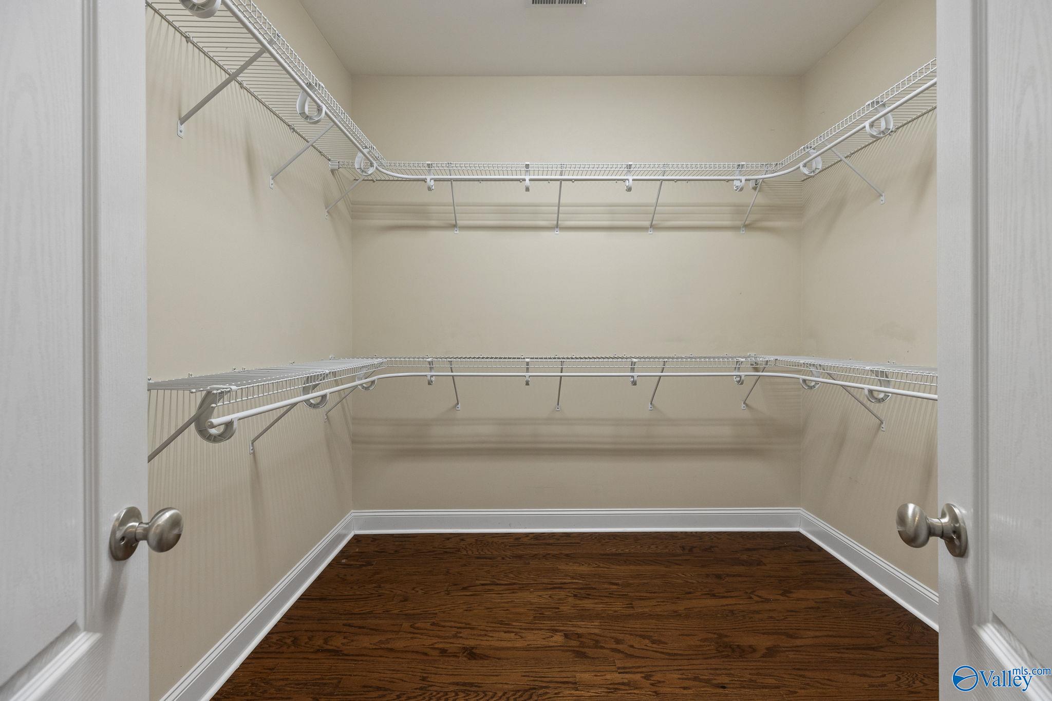 106 Autumn Cove Drive