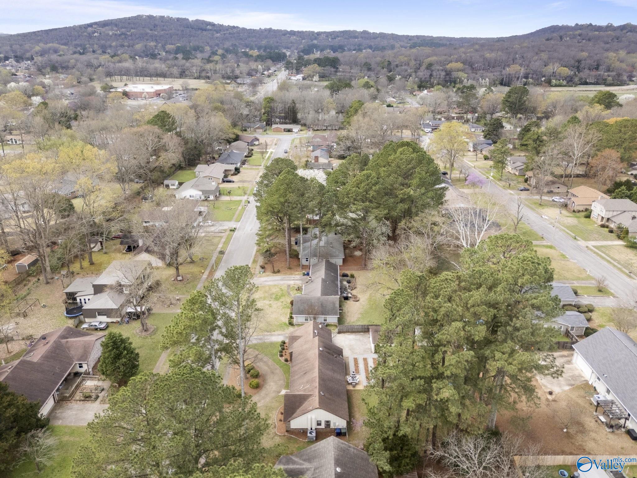 2517 Galahad Drive SE