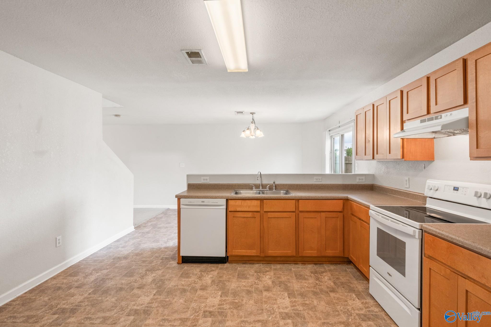 113 Lockport Drive