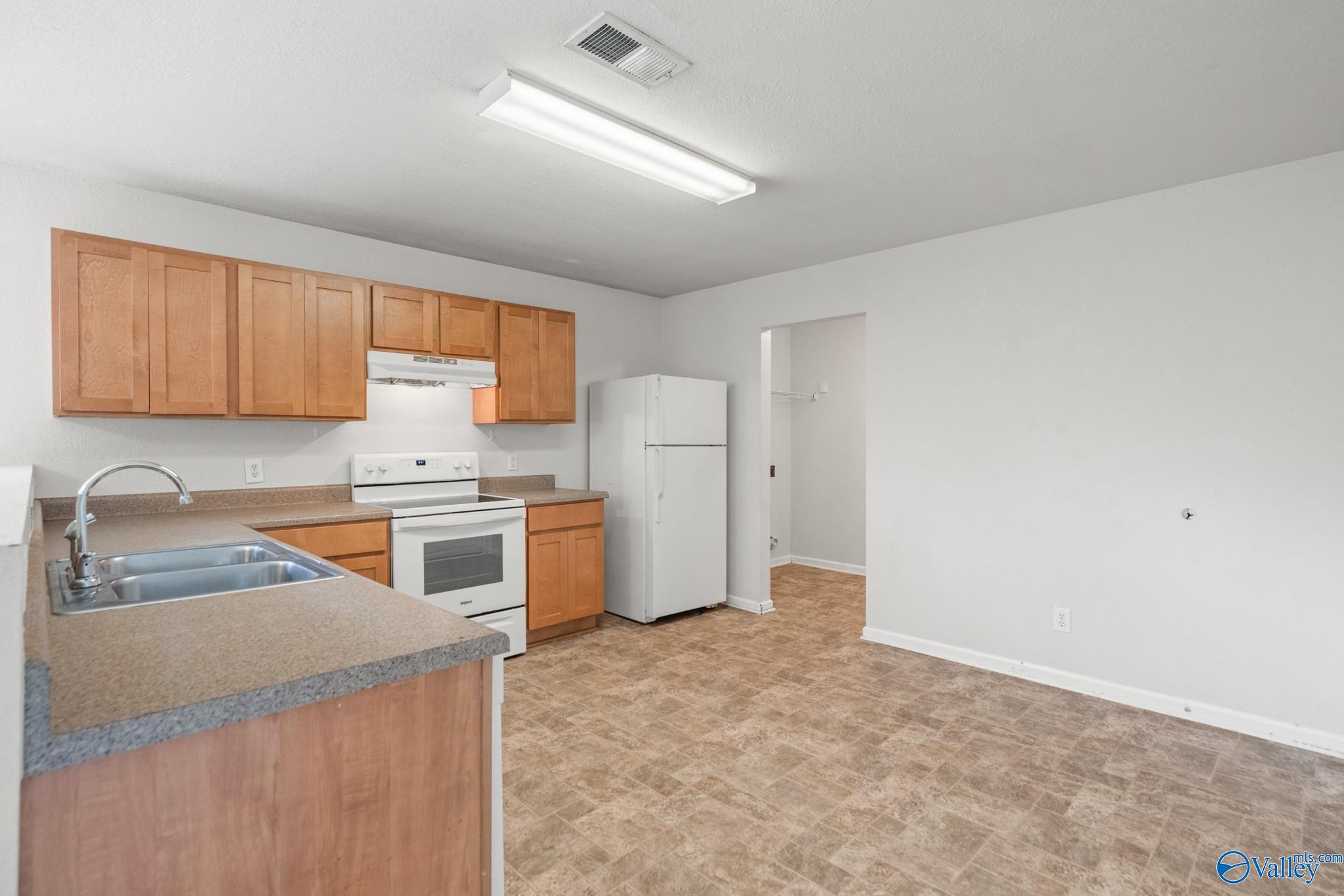 113 Lockport Drive
