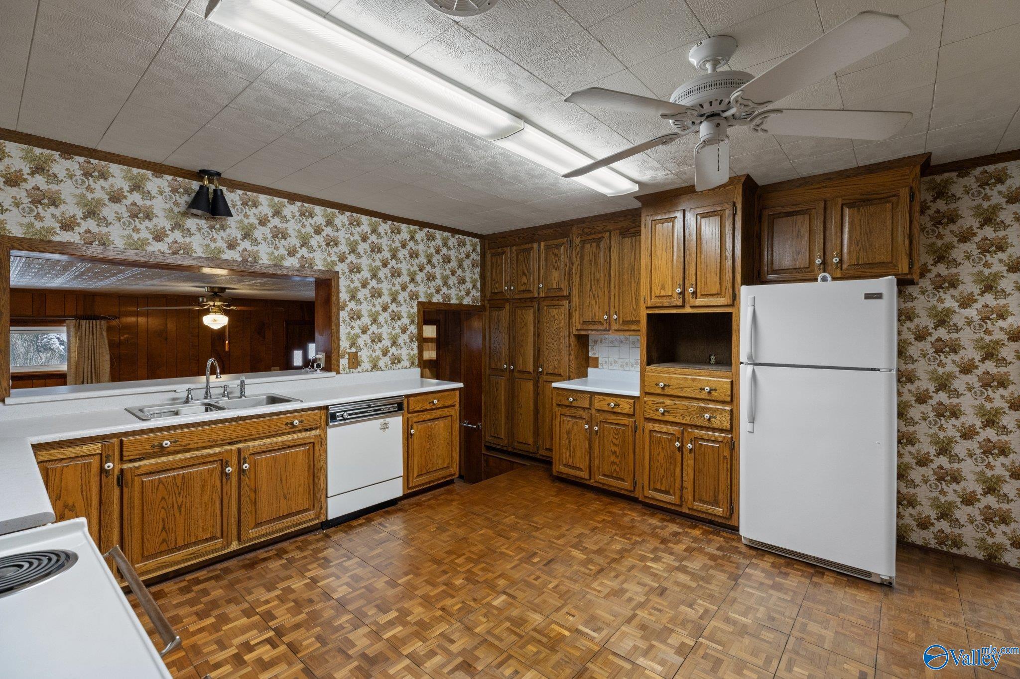 609 Vance Road SW