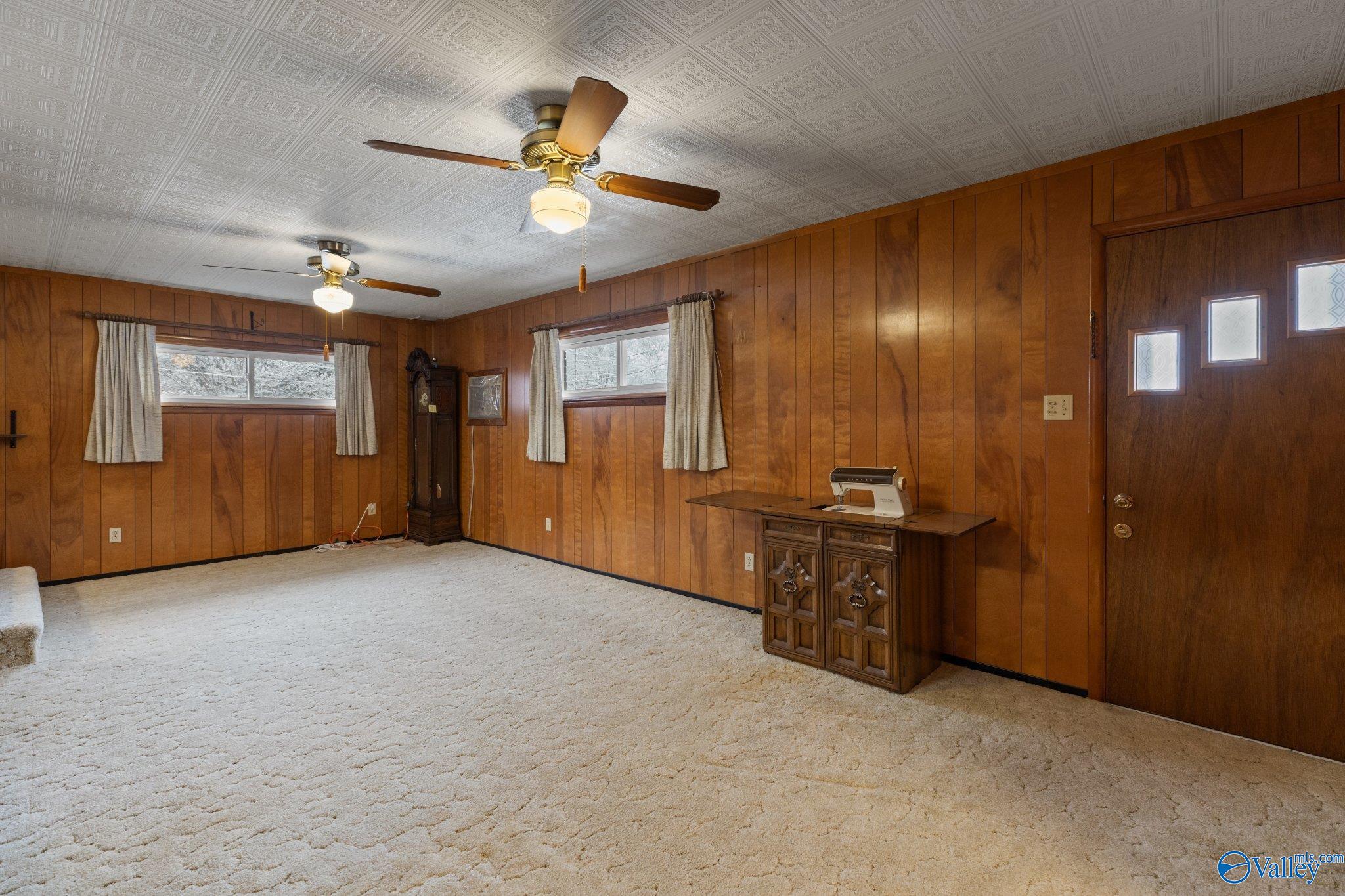 609 Vance Road SW