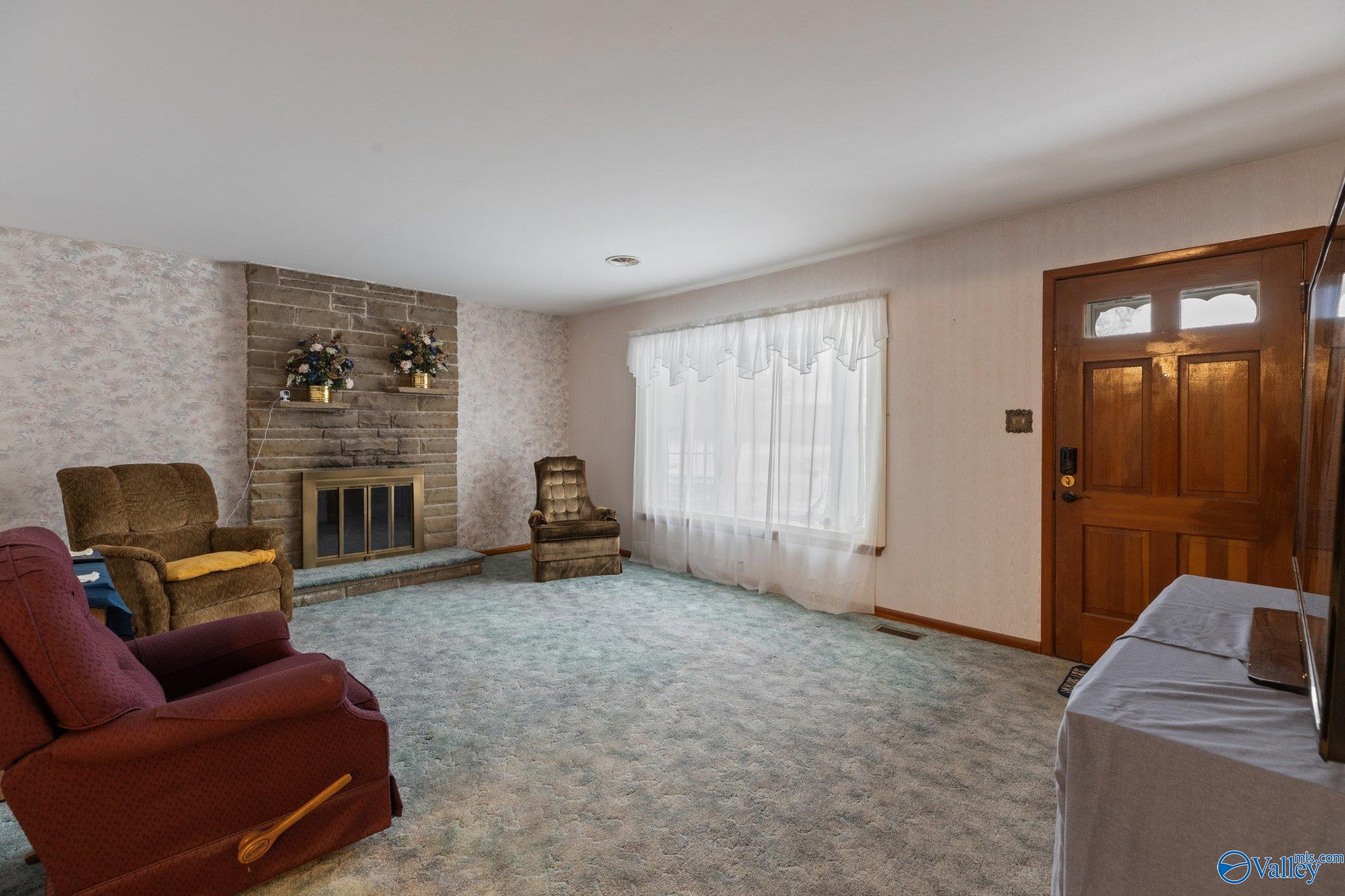609 Vance Road SW