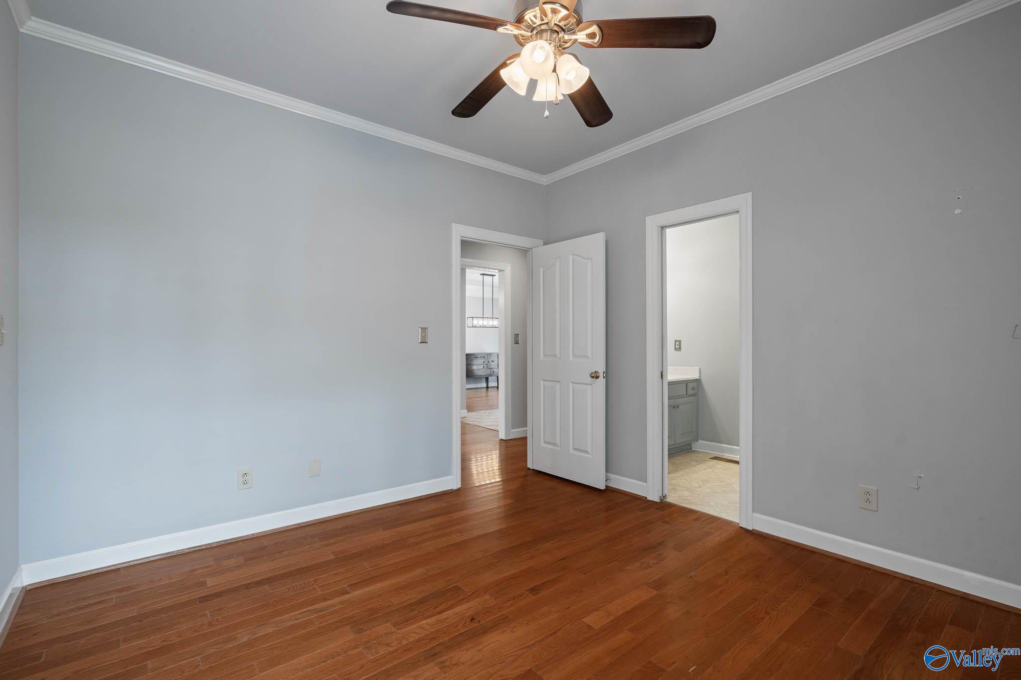 4820 Cove Creek Drive SE