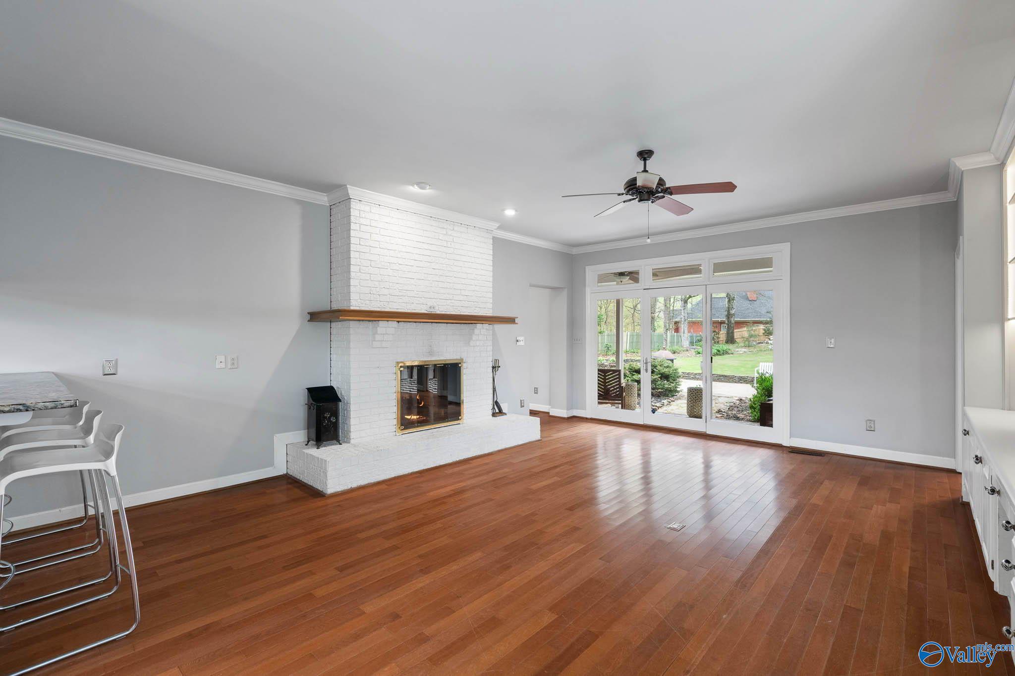 4820 Cove Creek Drive SE