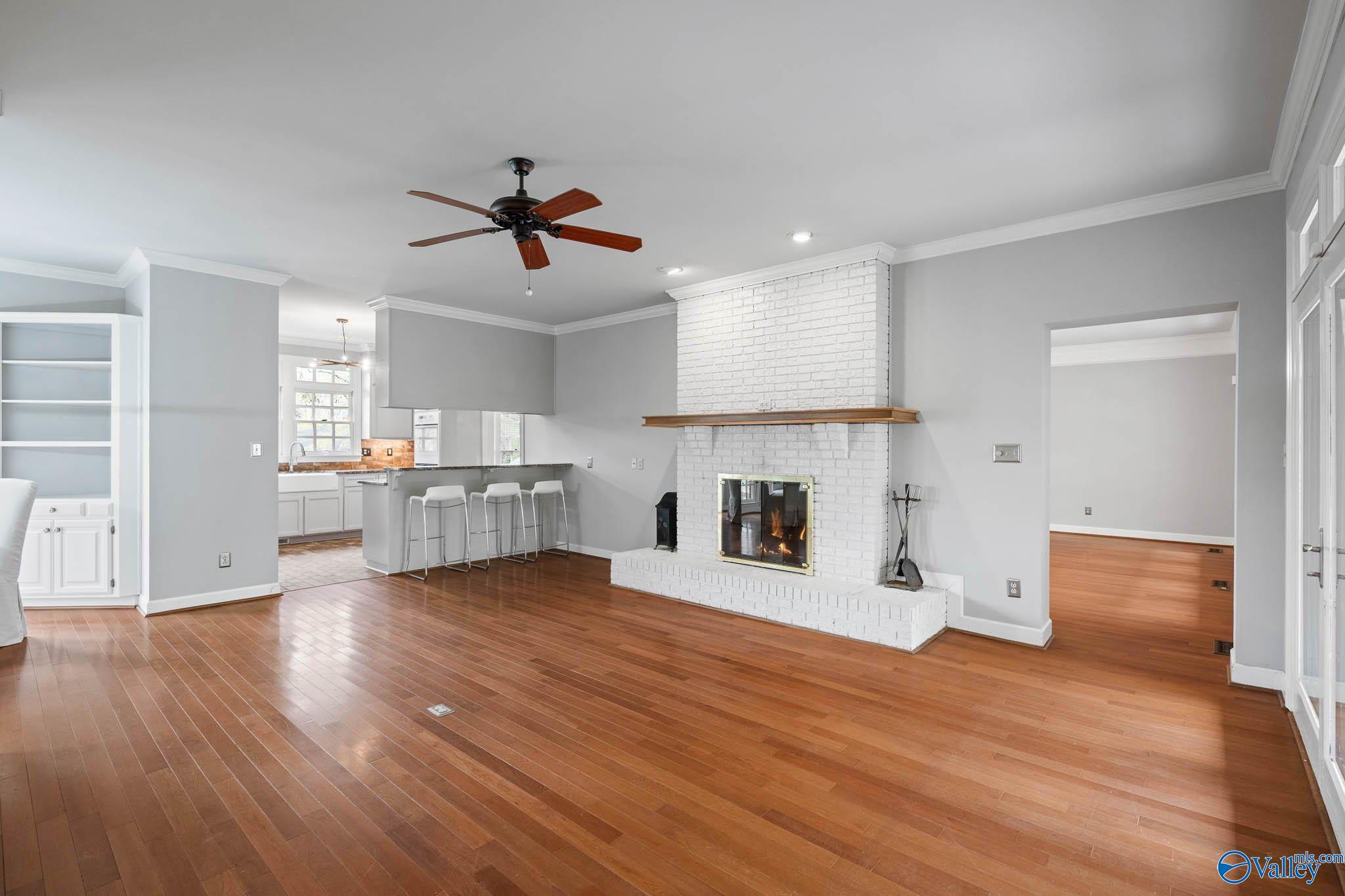 4820 Cove Creek Drive SE