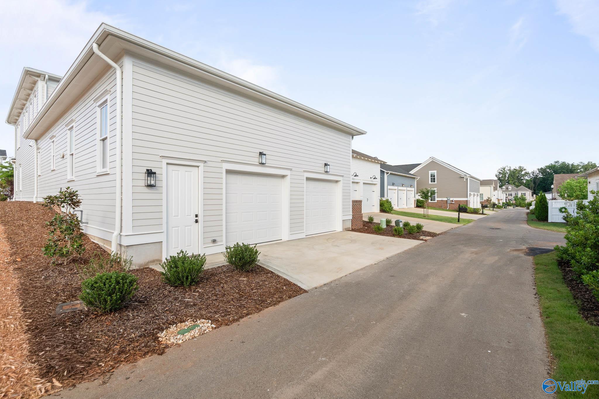 57 Stone Mason Way NW