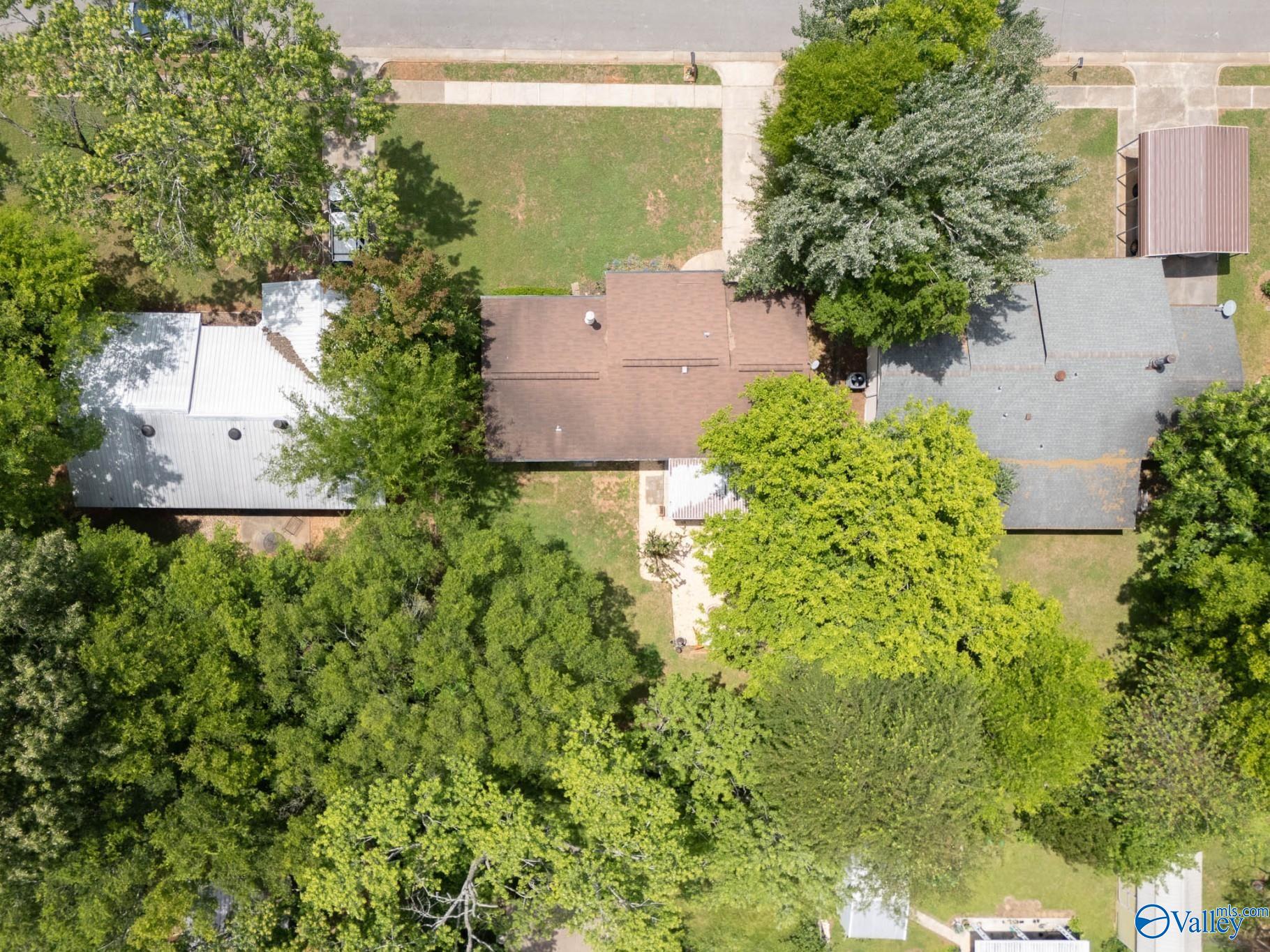 3613 White Oak Way SW