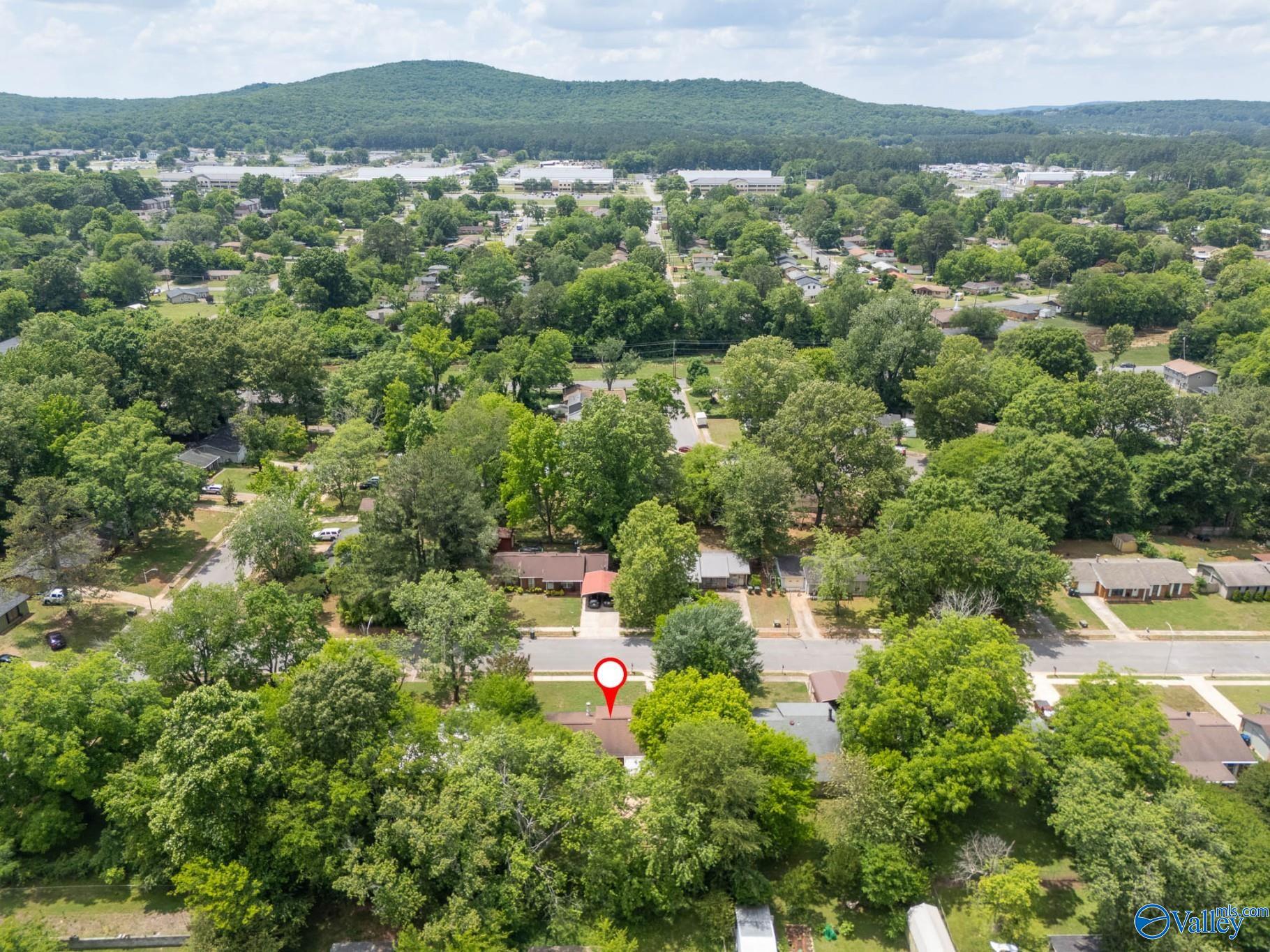3613 White Oak Way SW