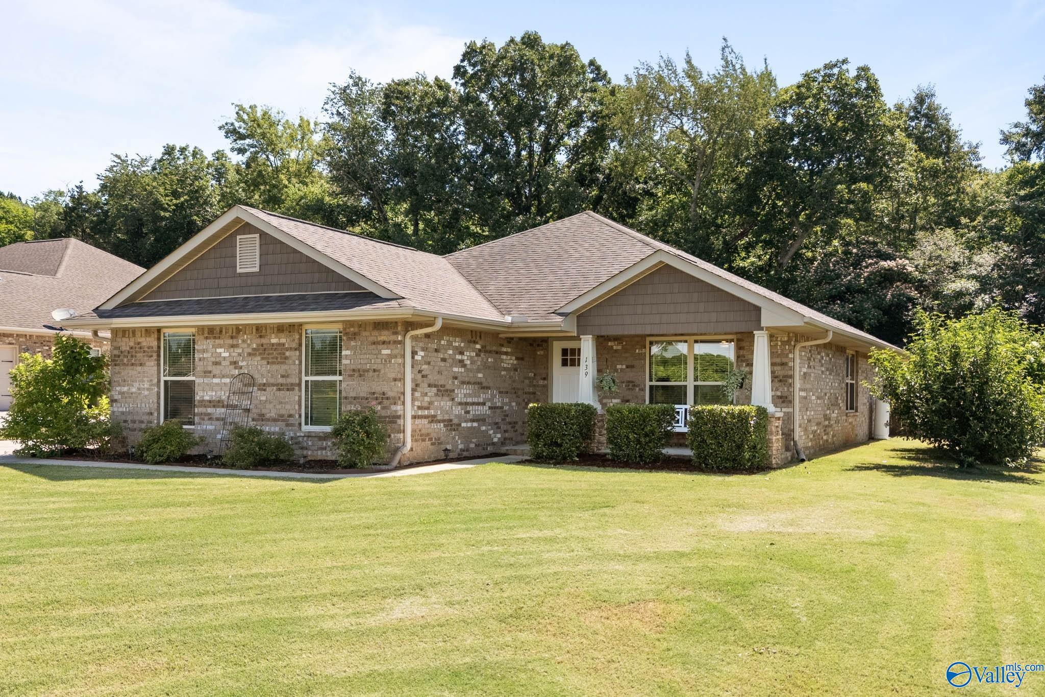 139 Lazy Oak Drive