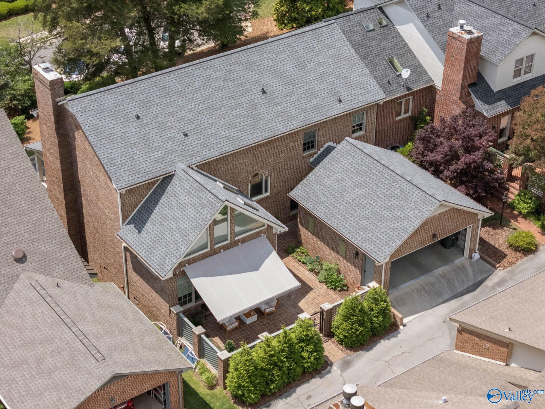 26 Saint James Square SE