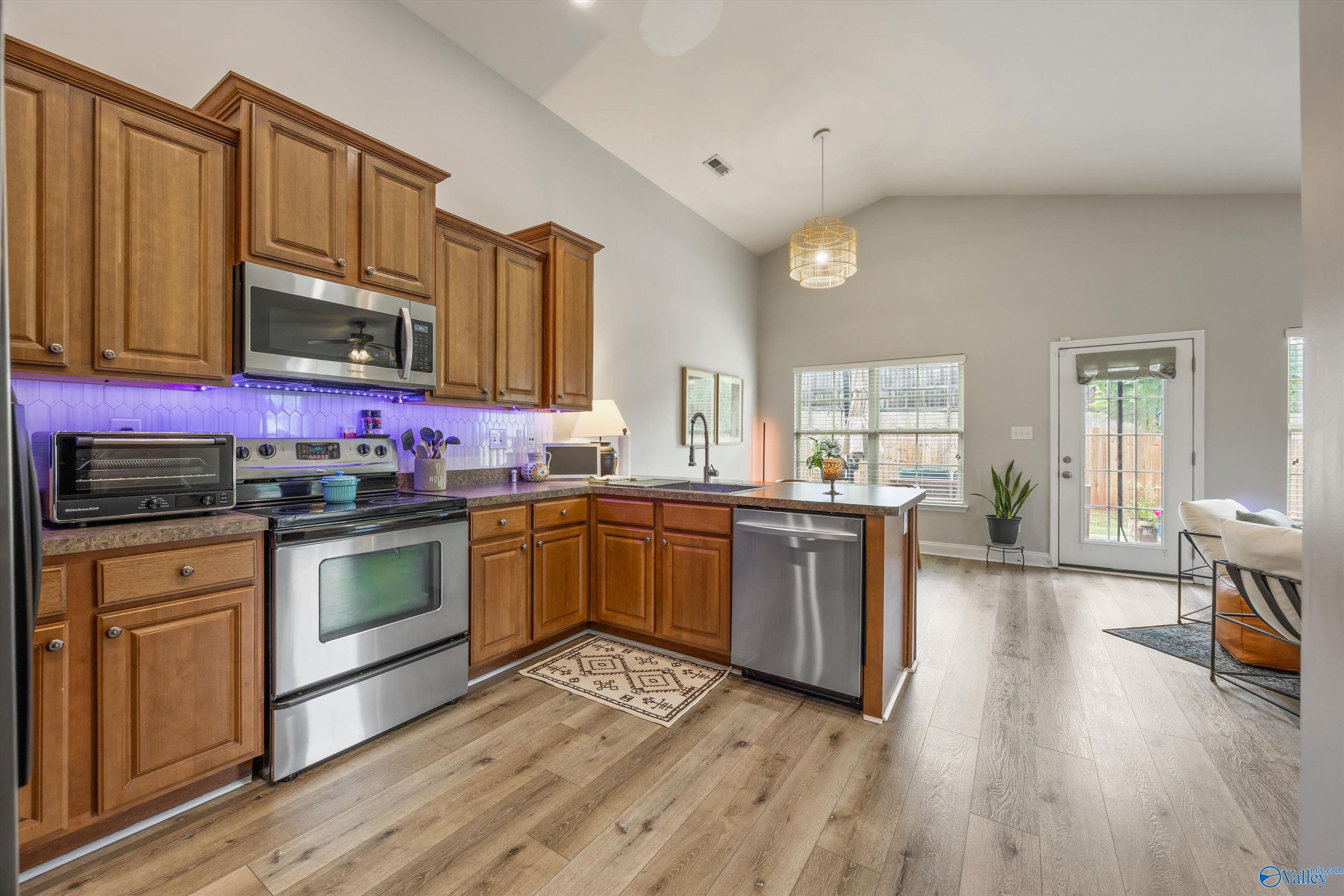 108 Oak Shade Drive