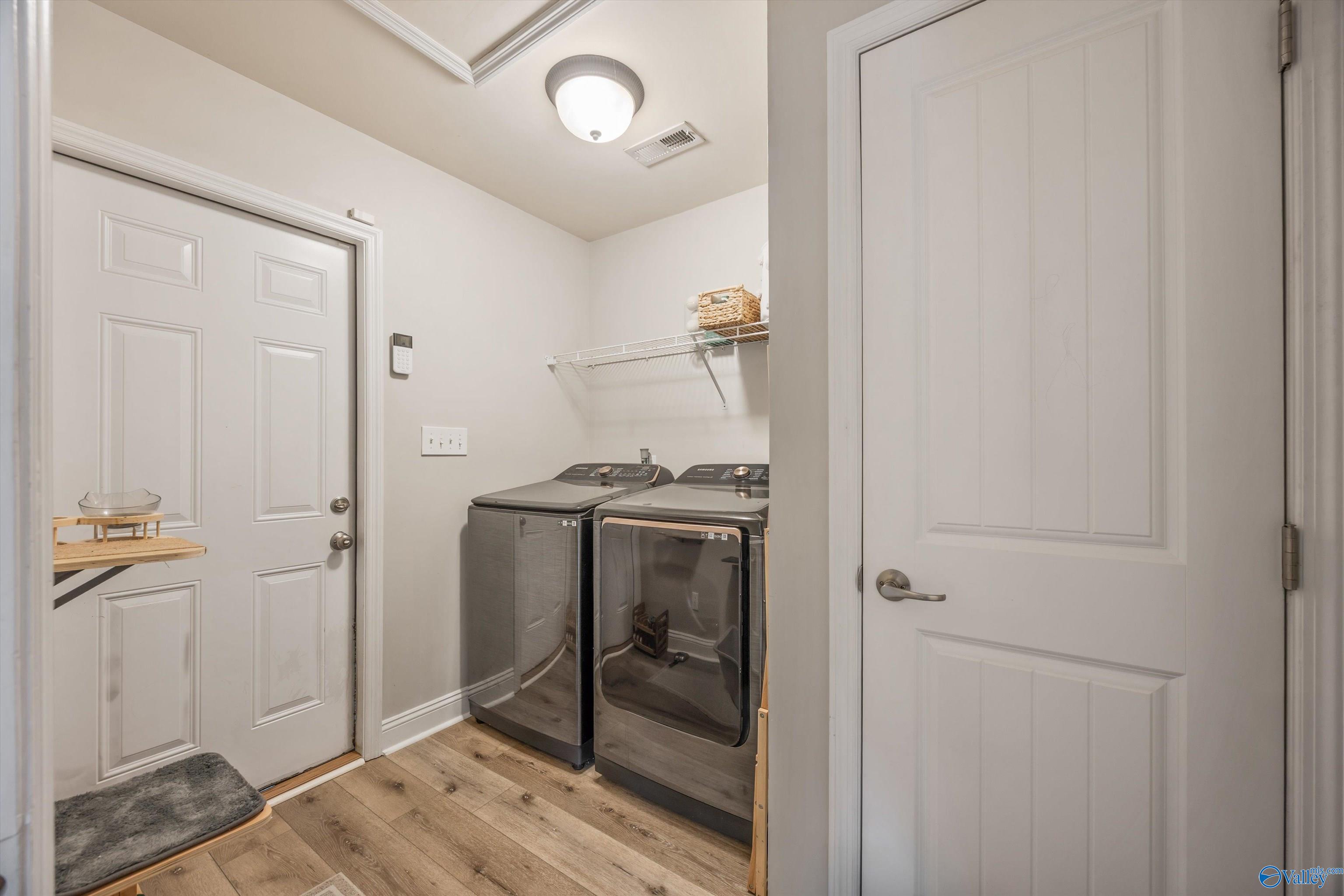 108 Oak Shade Drive