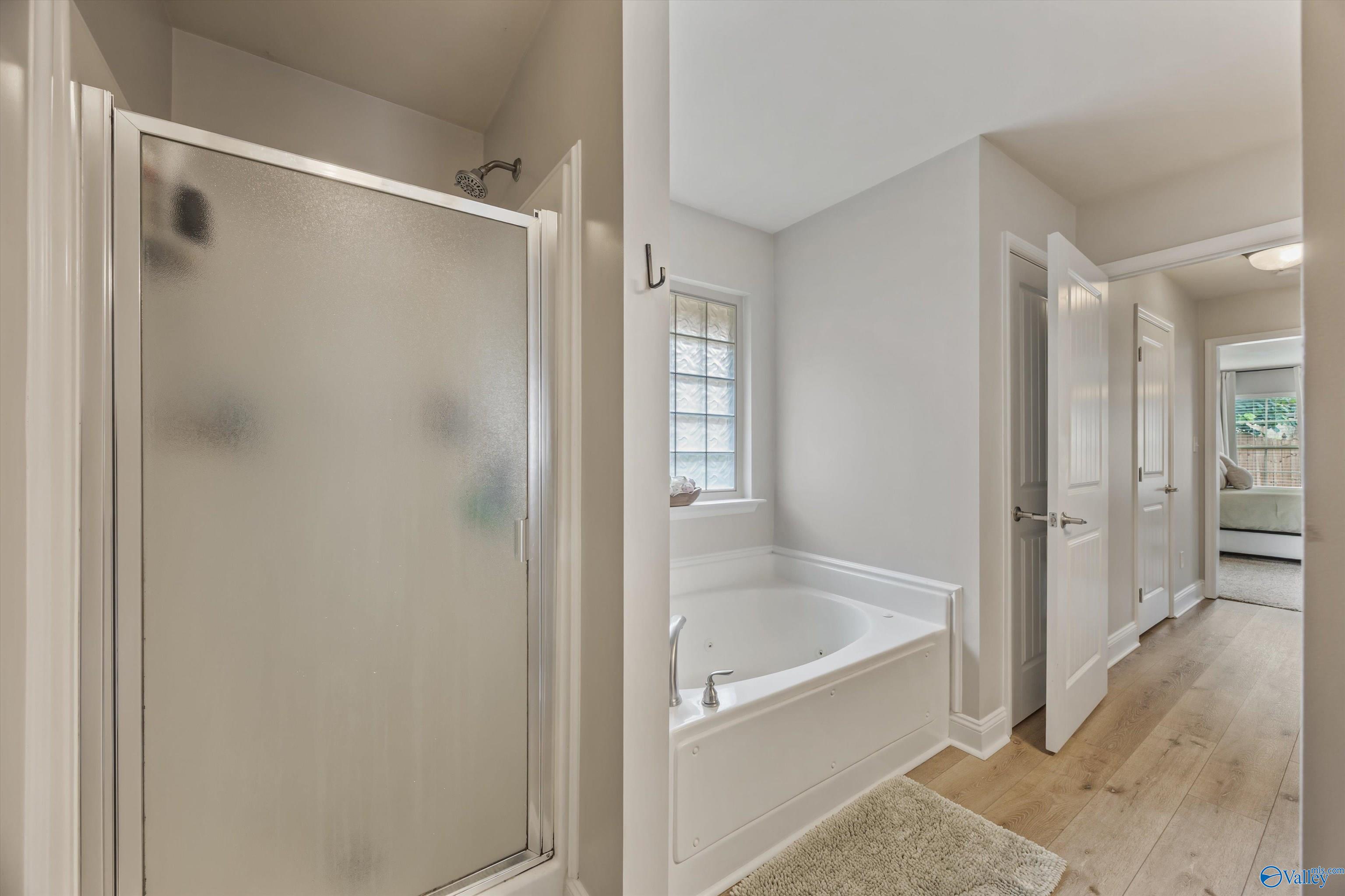 108 Oak Shade Drive