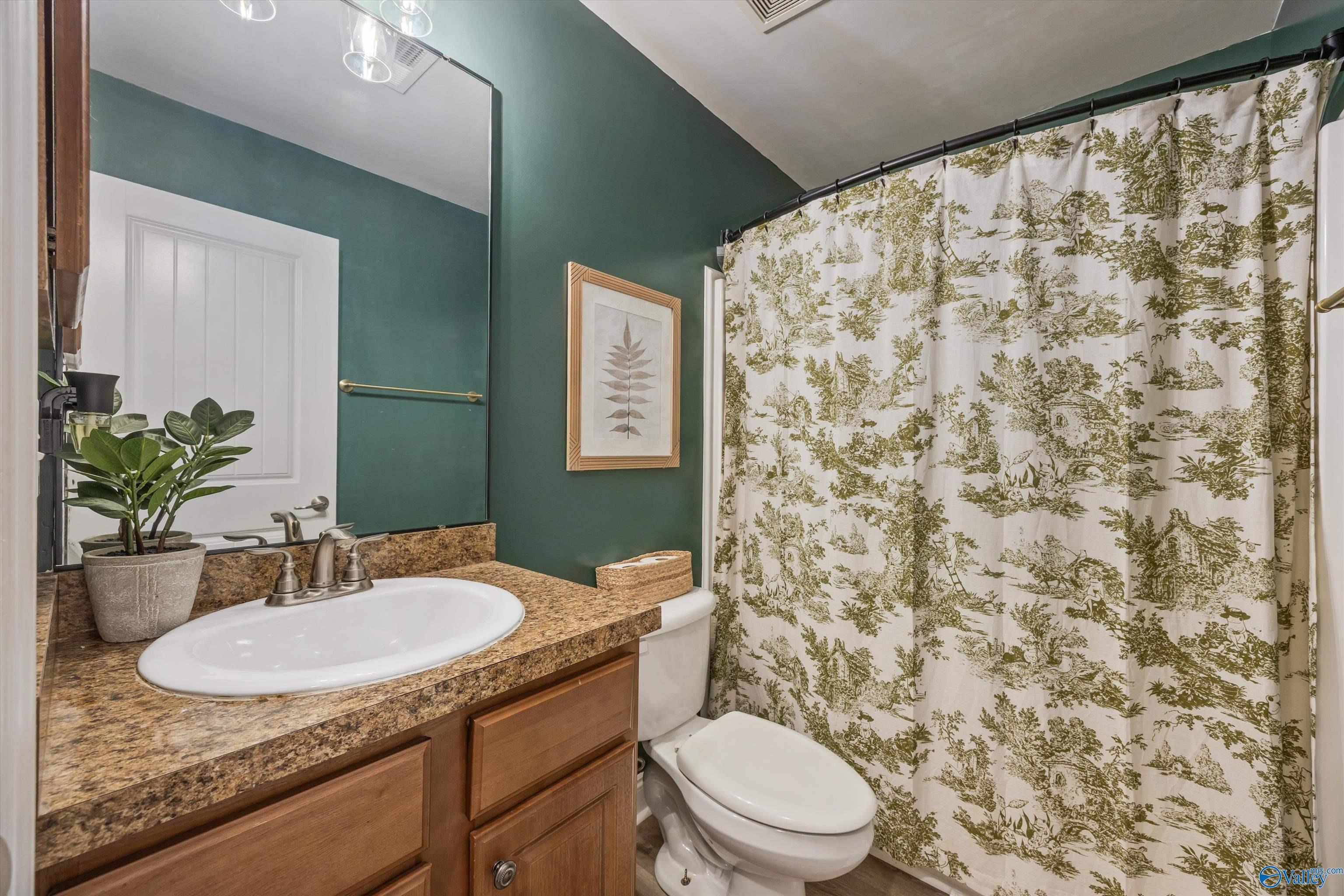 108 Oak Shade Drive