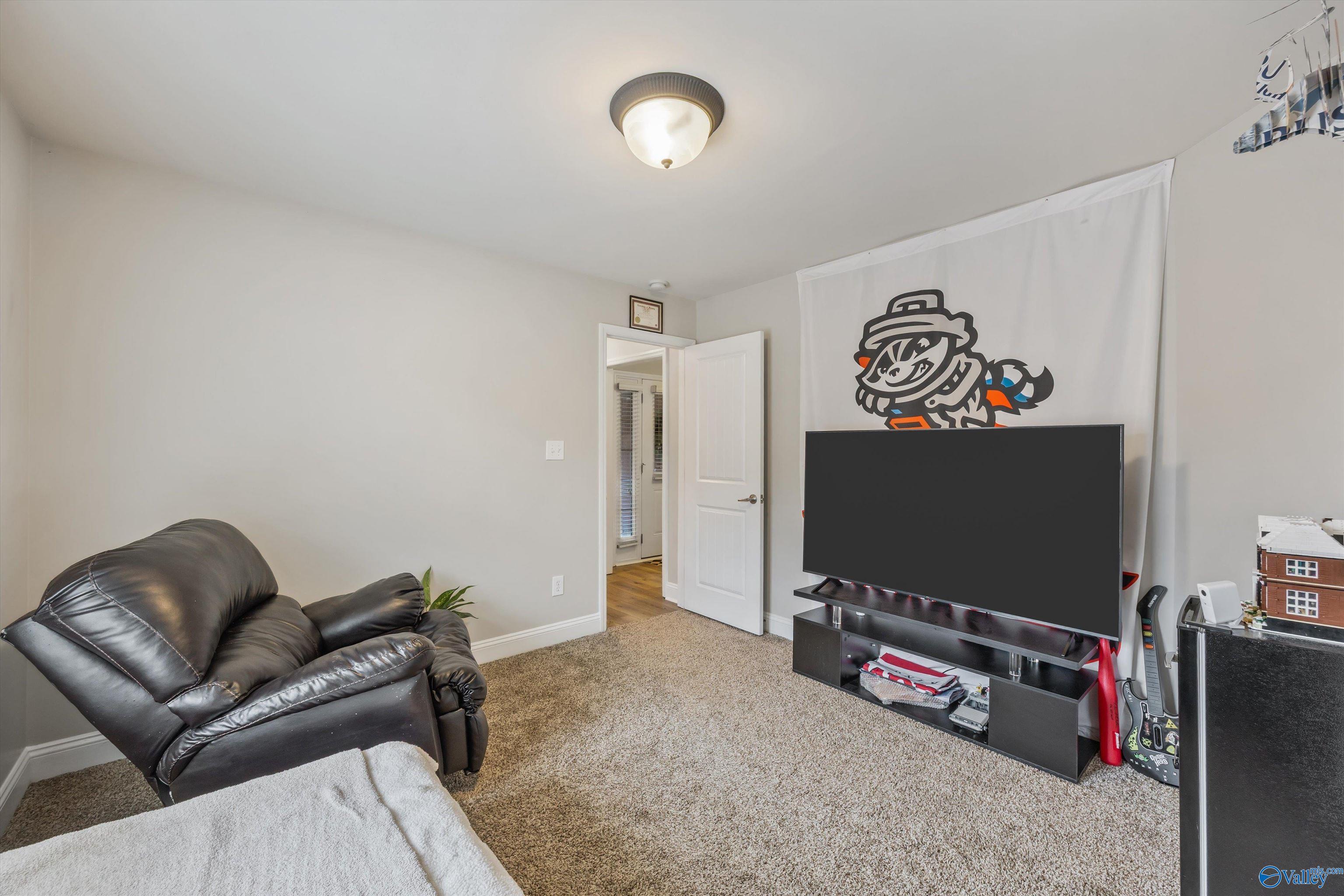108 Oak Shade Drive