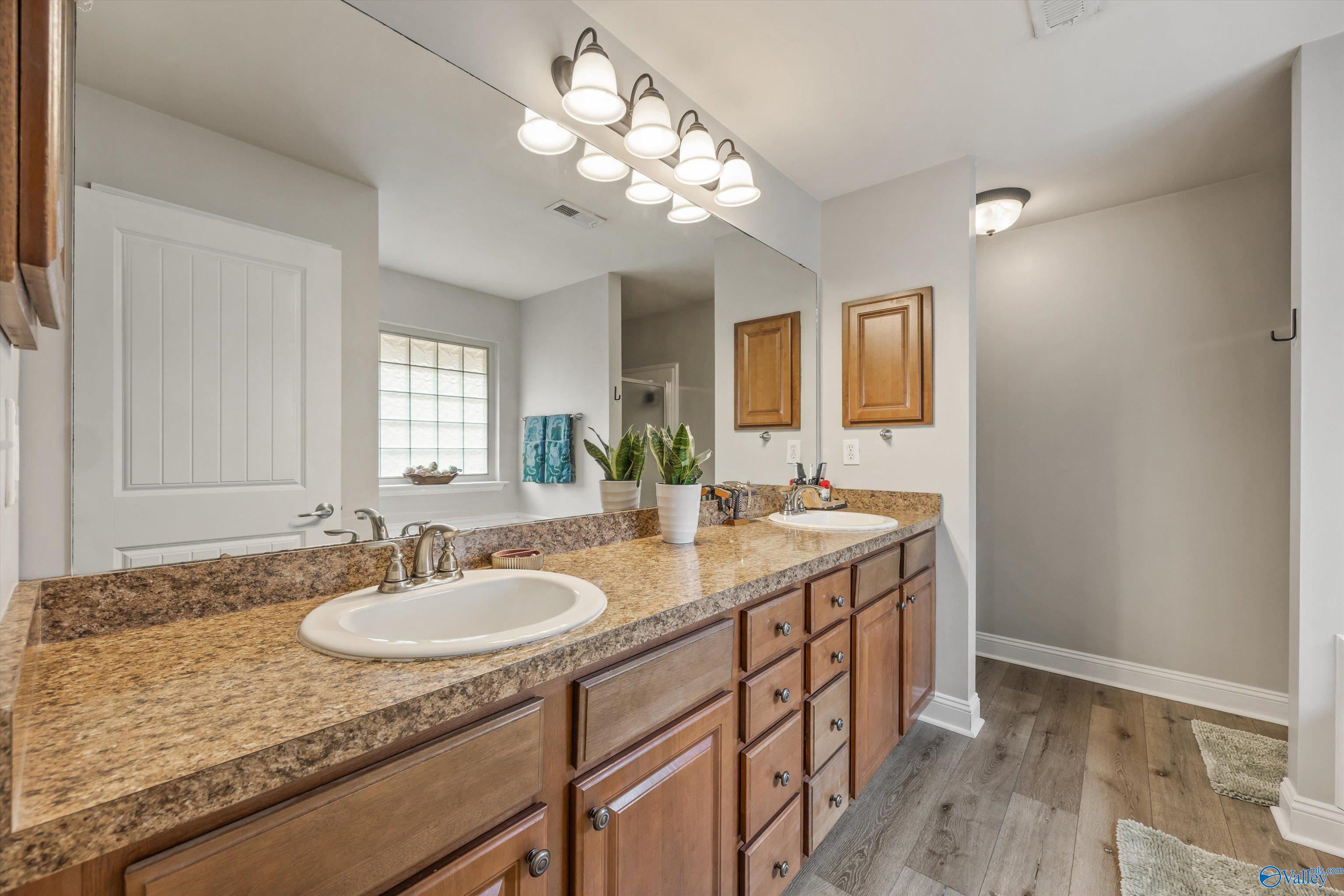 108 Oak Shade Drive