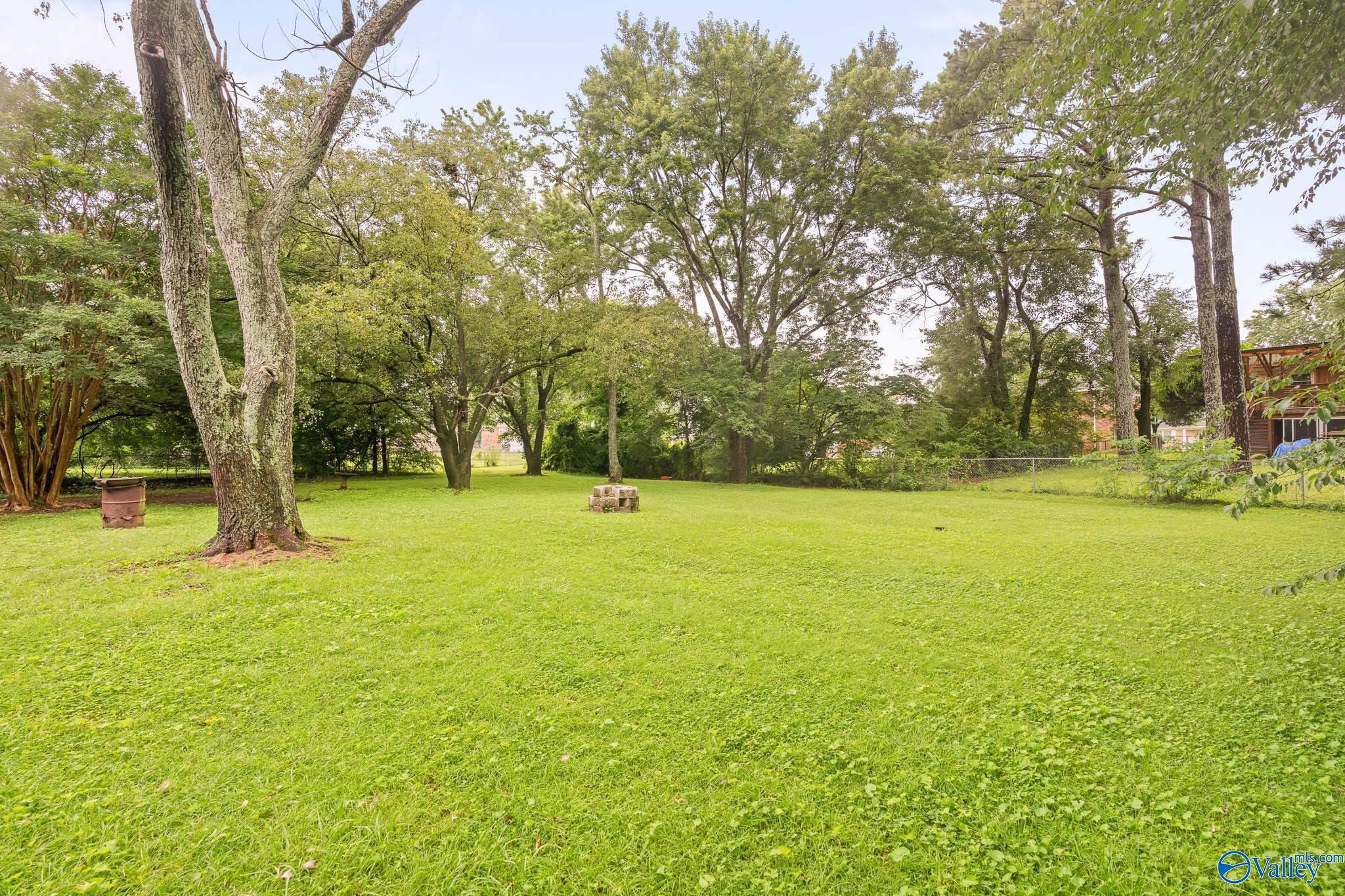 2912 Moss Road