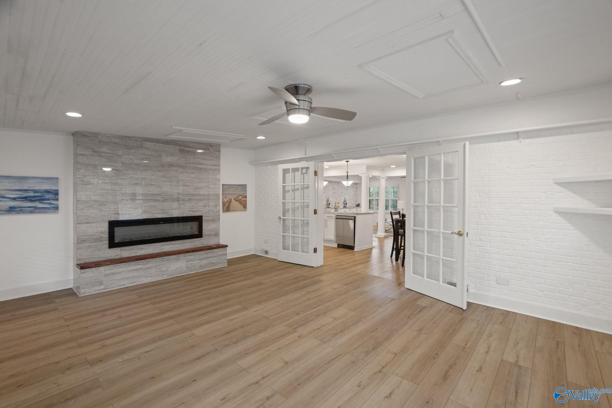 703 Weatherly Road