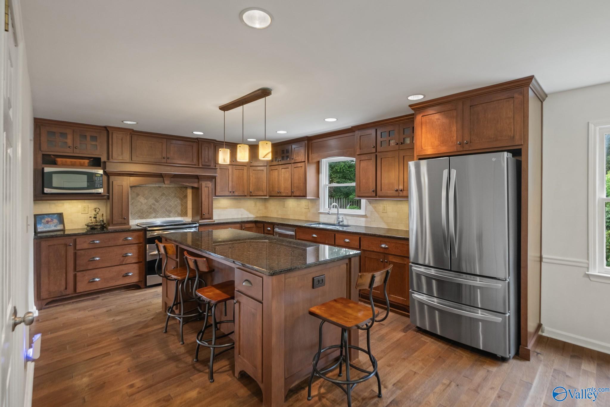 108 Heatherwood Court