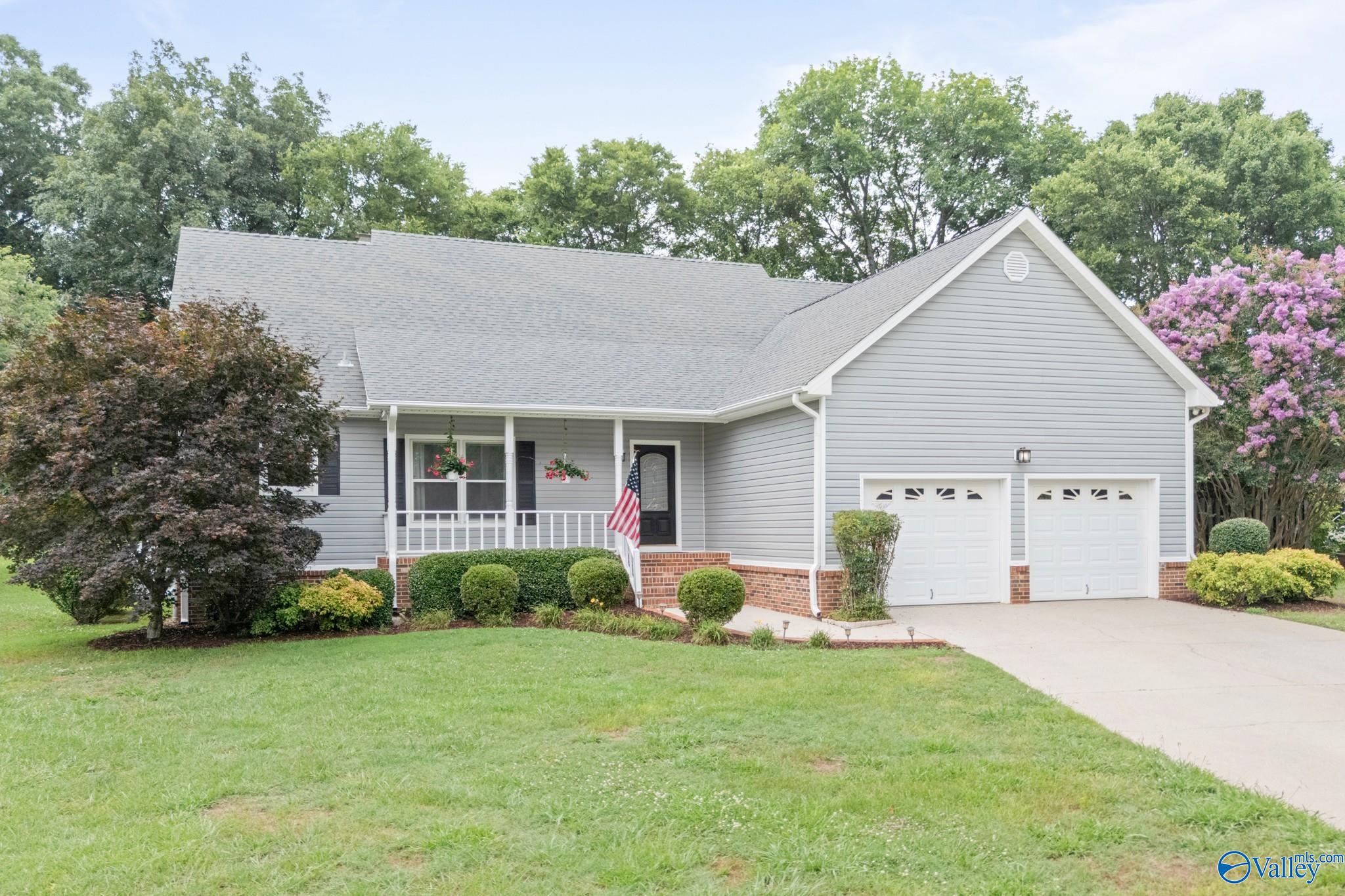 108 Heatherwood Court