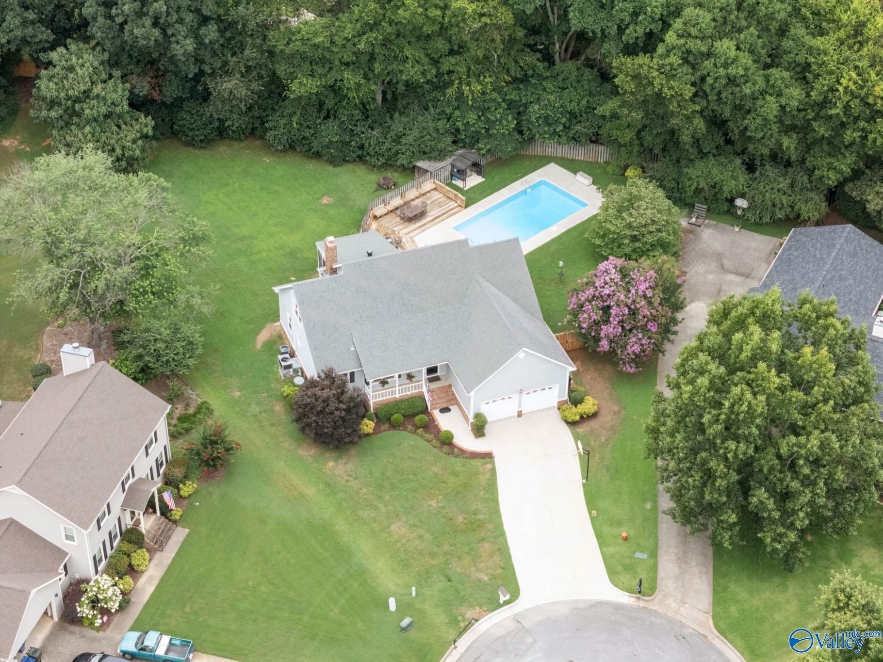 108 Heatherwood Court