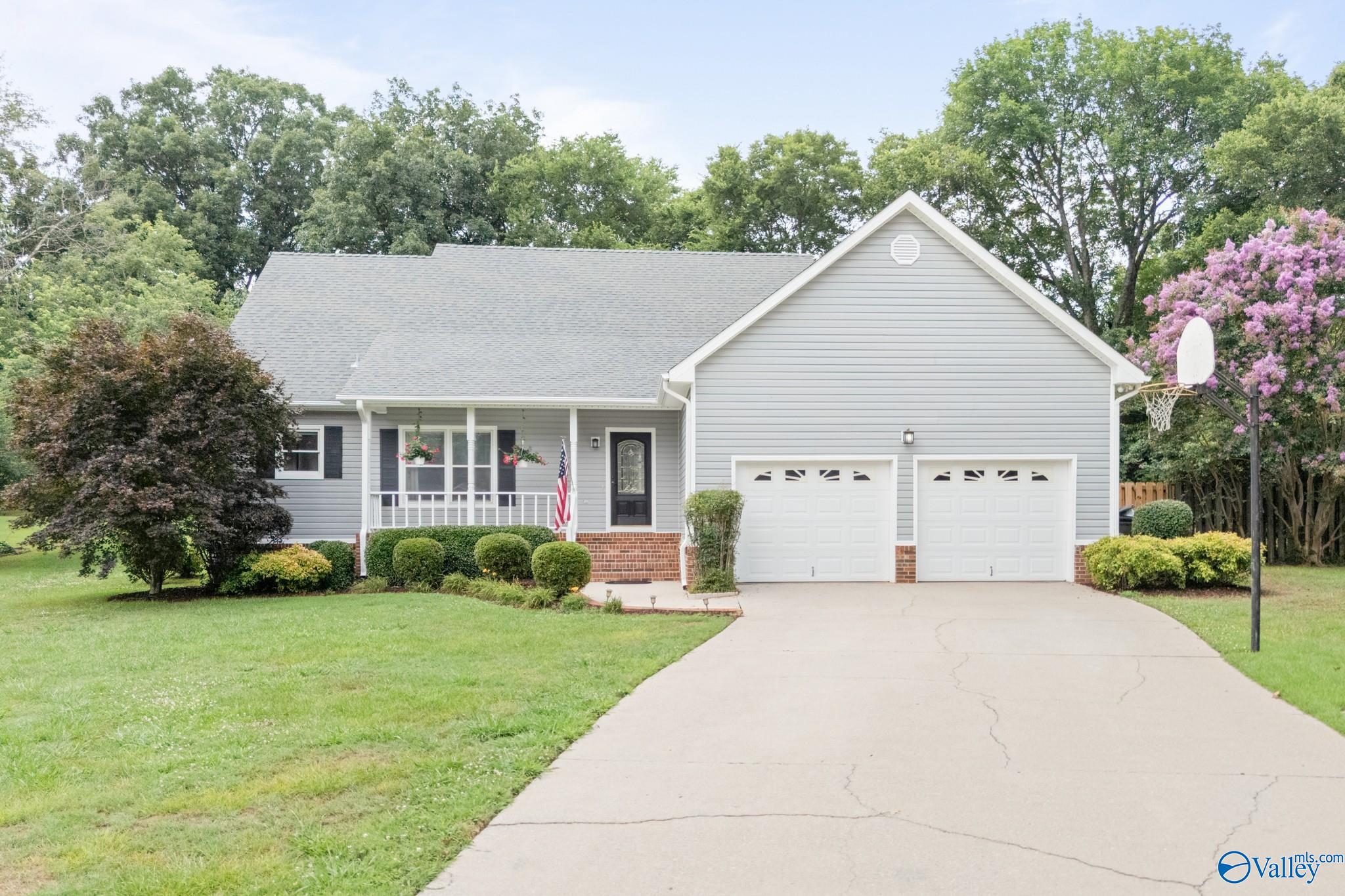 108 Heatherwood Court