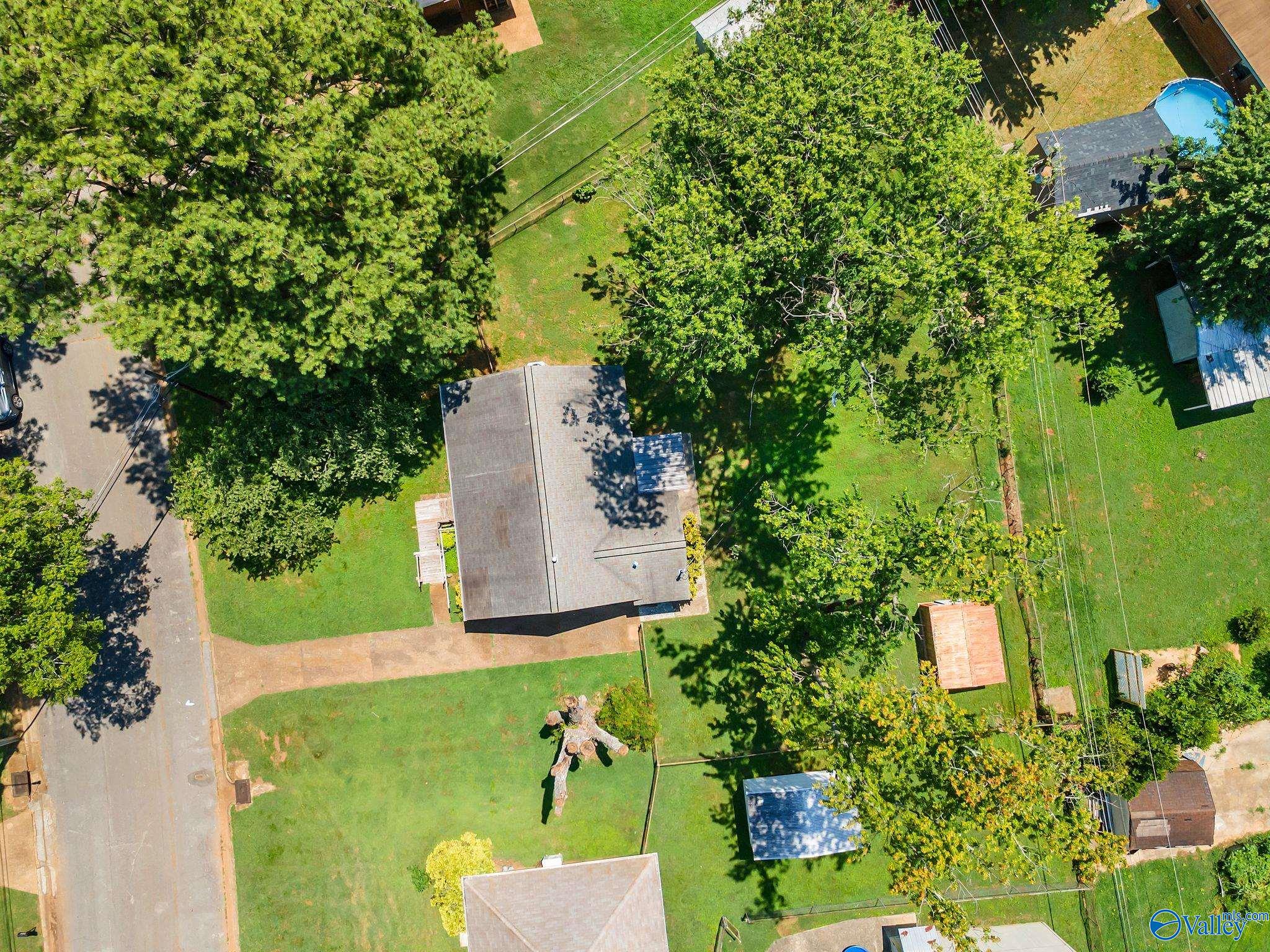 3503 Bluegrass Road SW