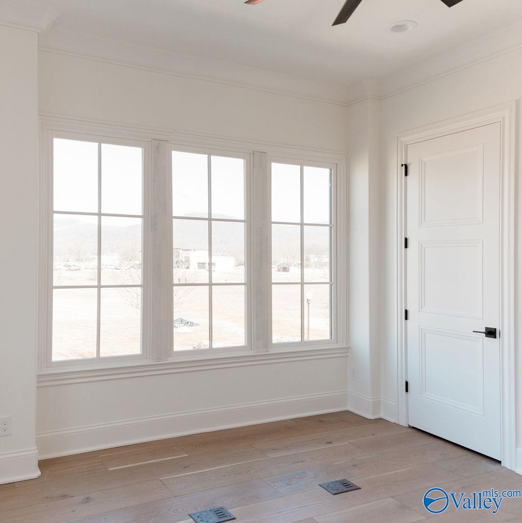 25 Lendon Main Street SE