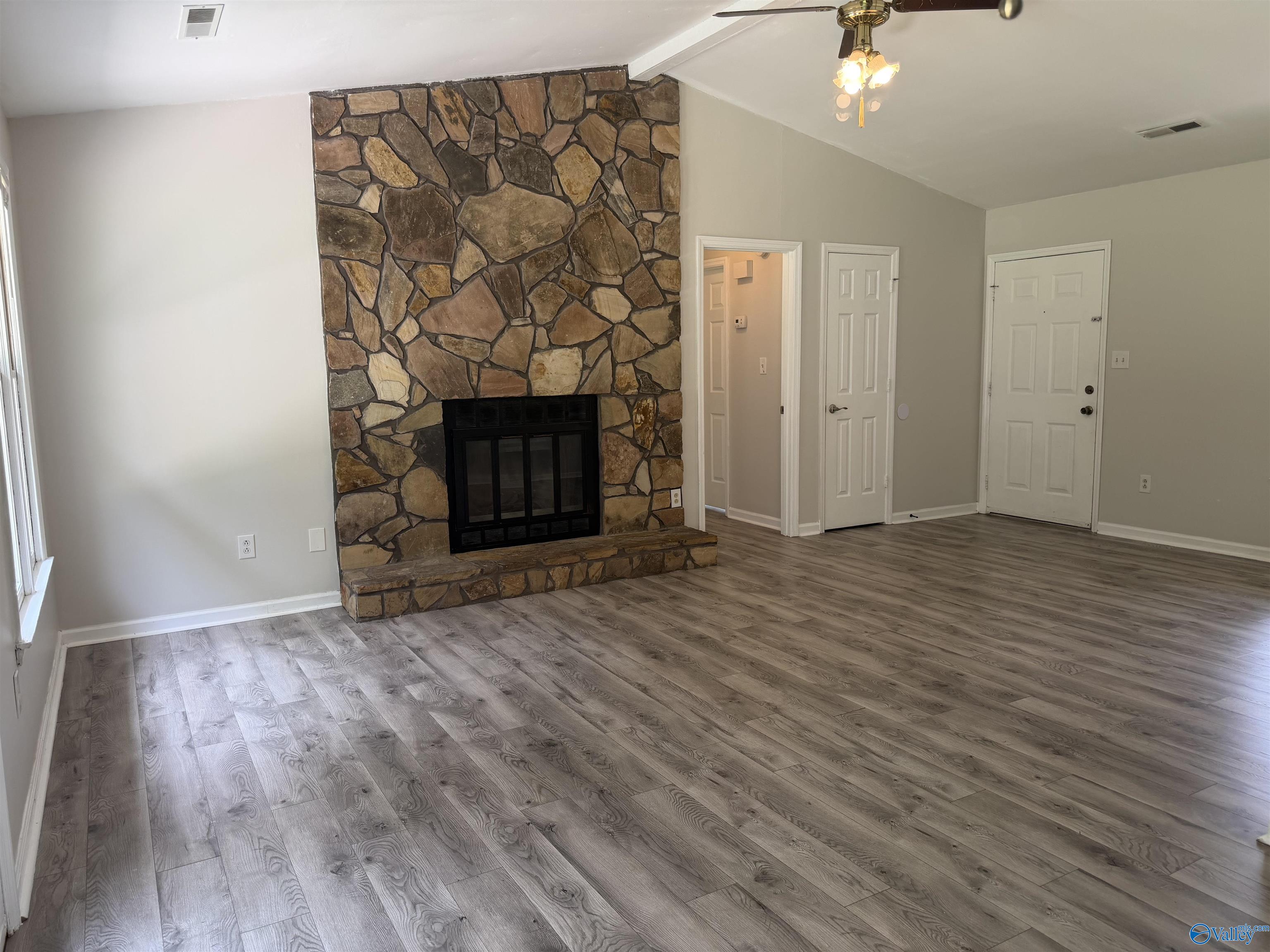 1027 Riverchase Road