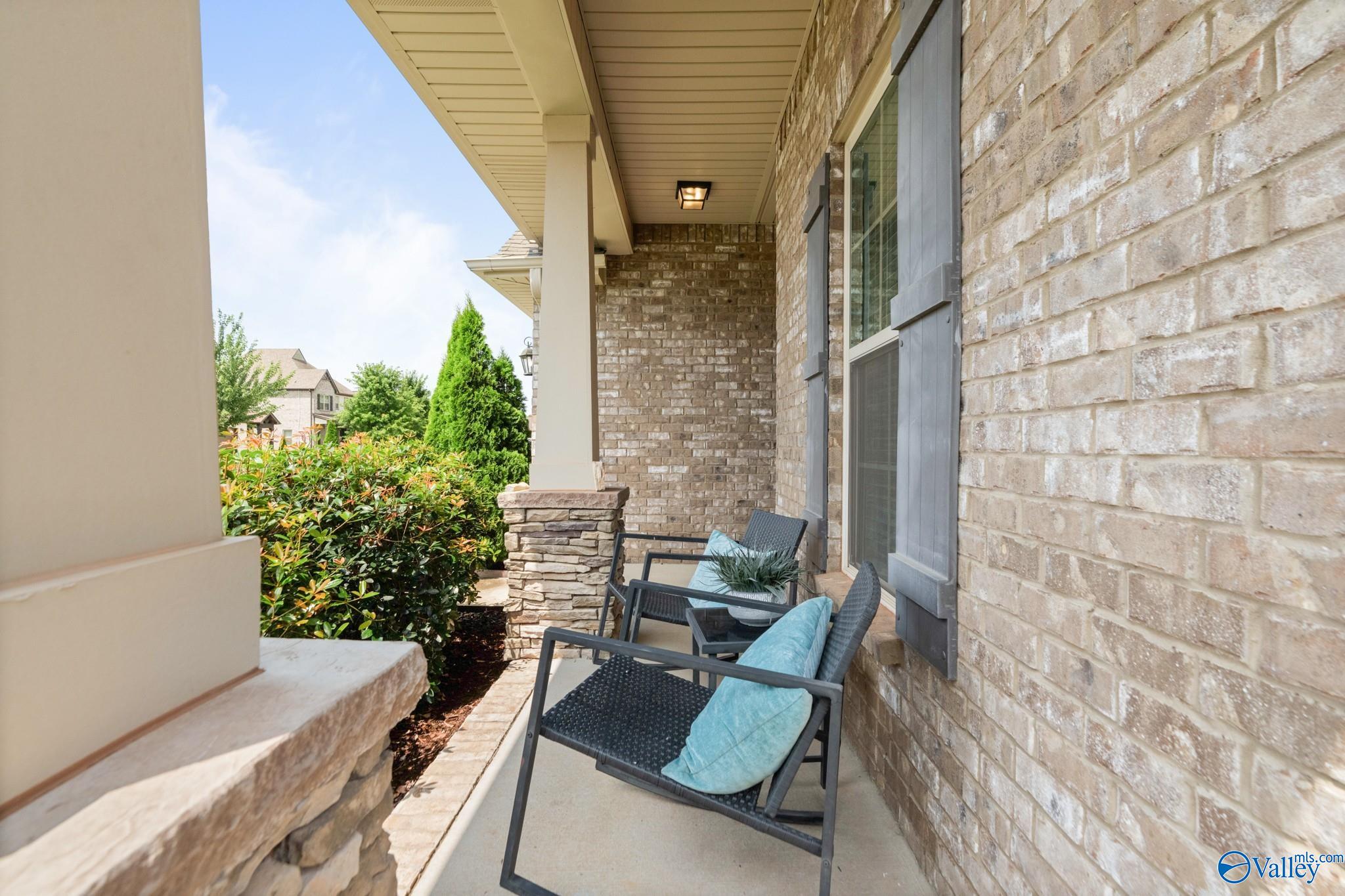 110 Goldfinch Drive