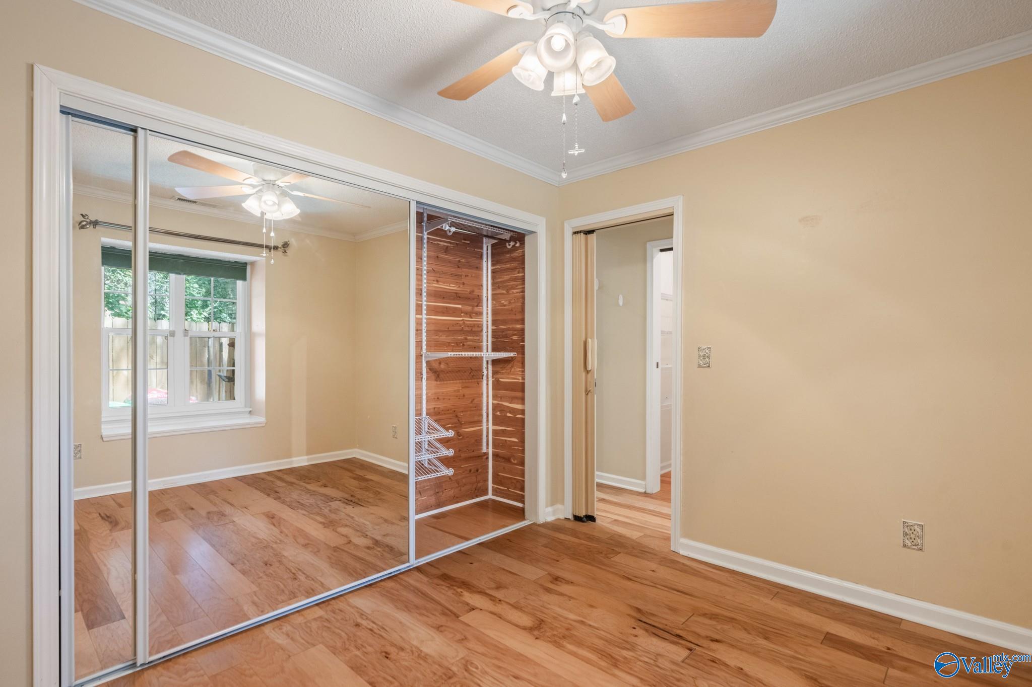 180 Briargate Lane