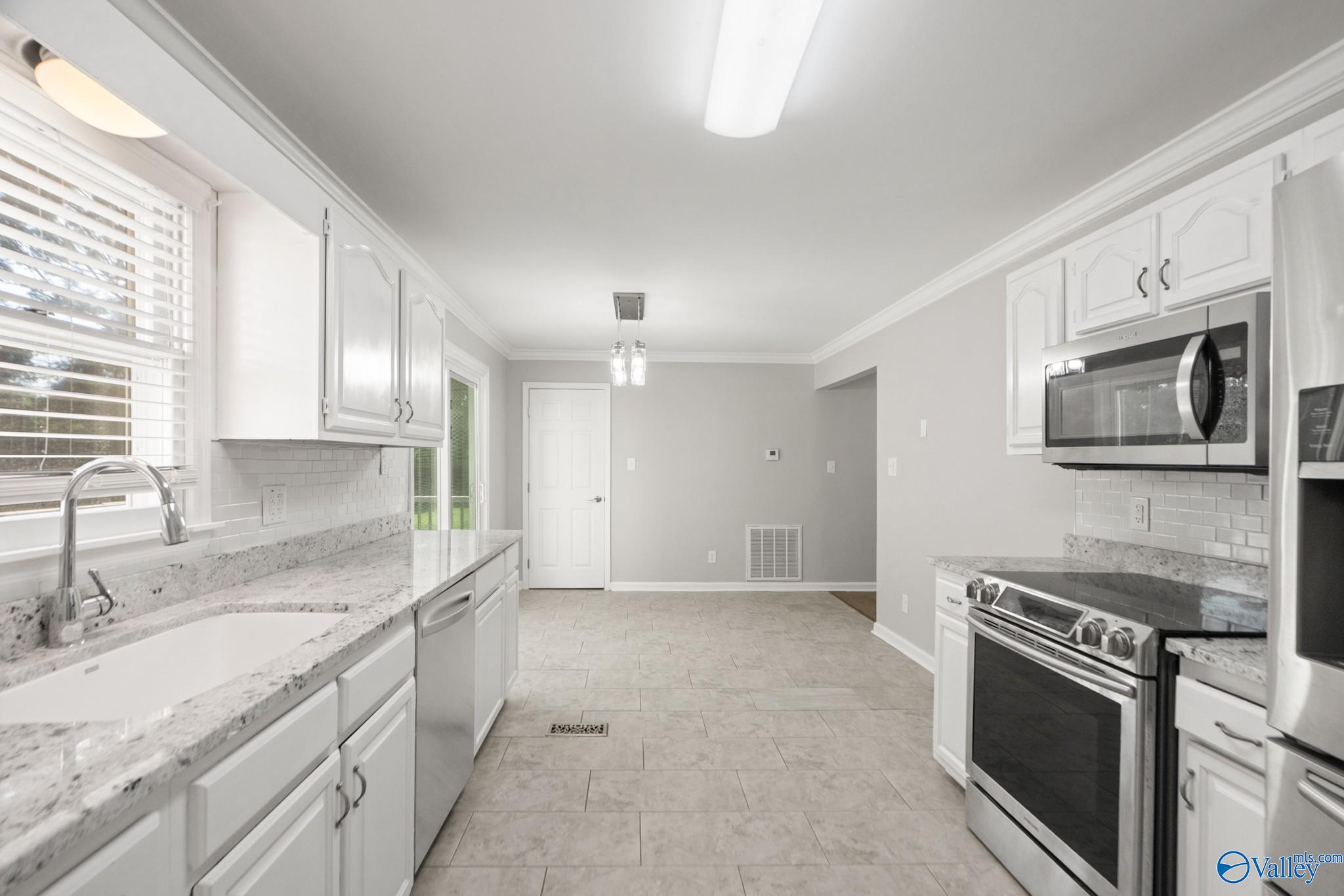 104 Mountain View Lane
