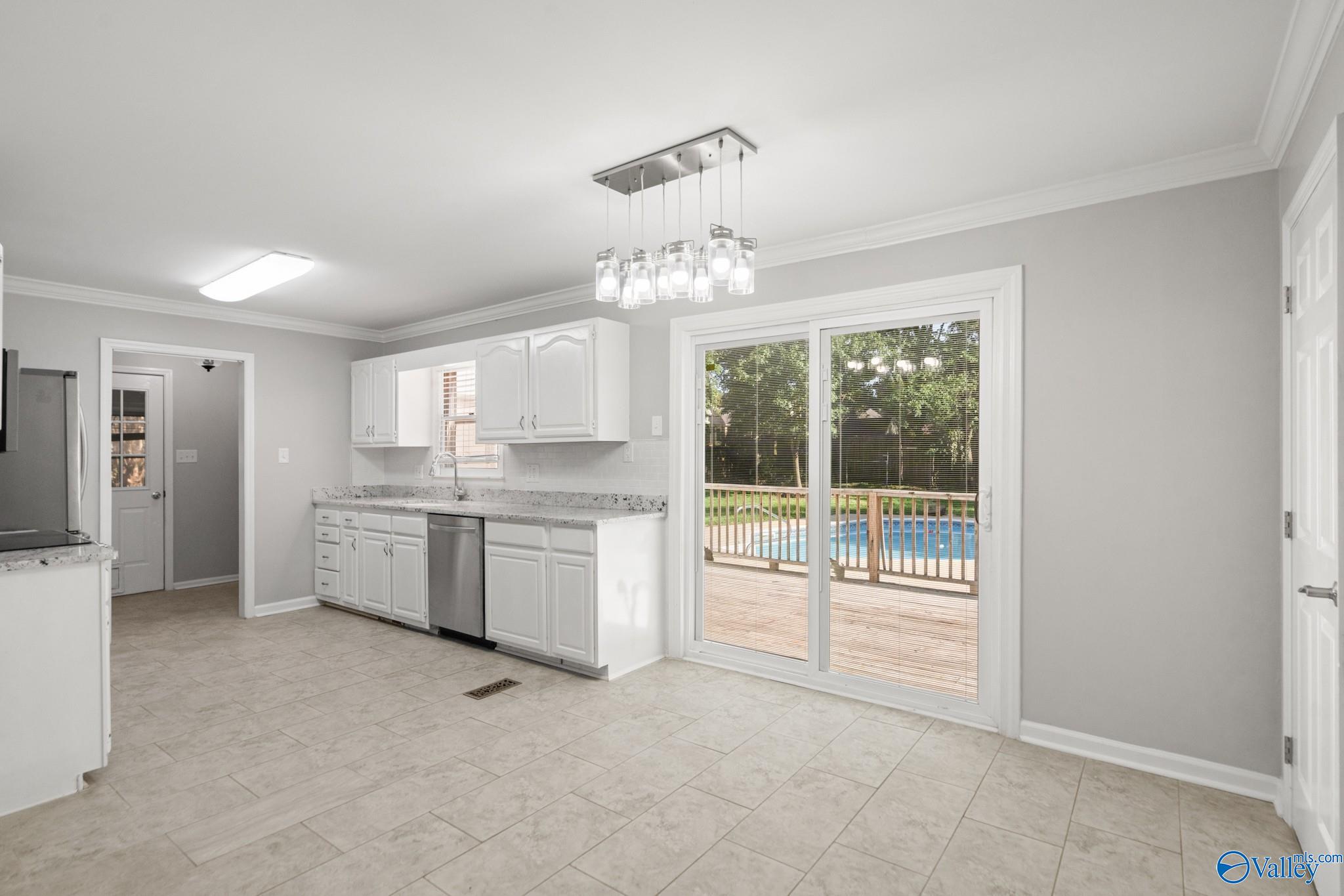 104 Mountain View Lane
