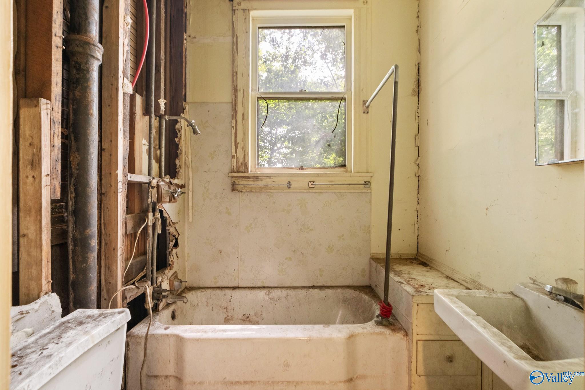 505 Hughes Avenue