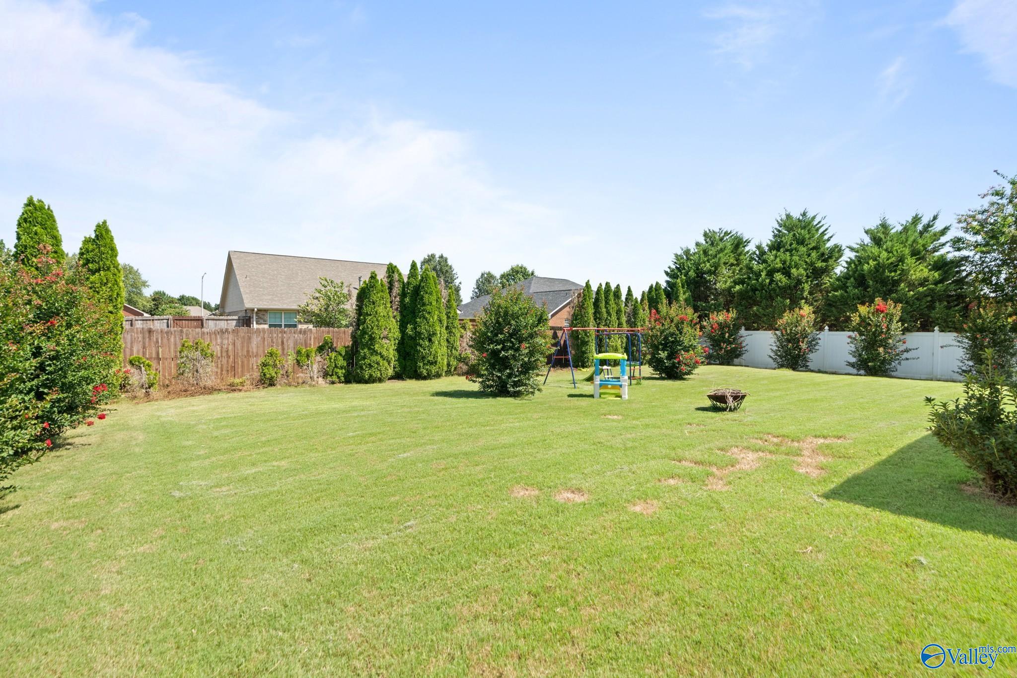 627 Summer Cove Circle NW