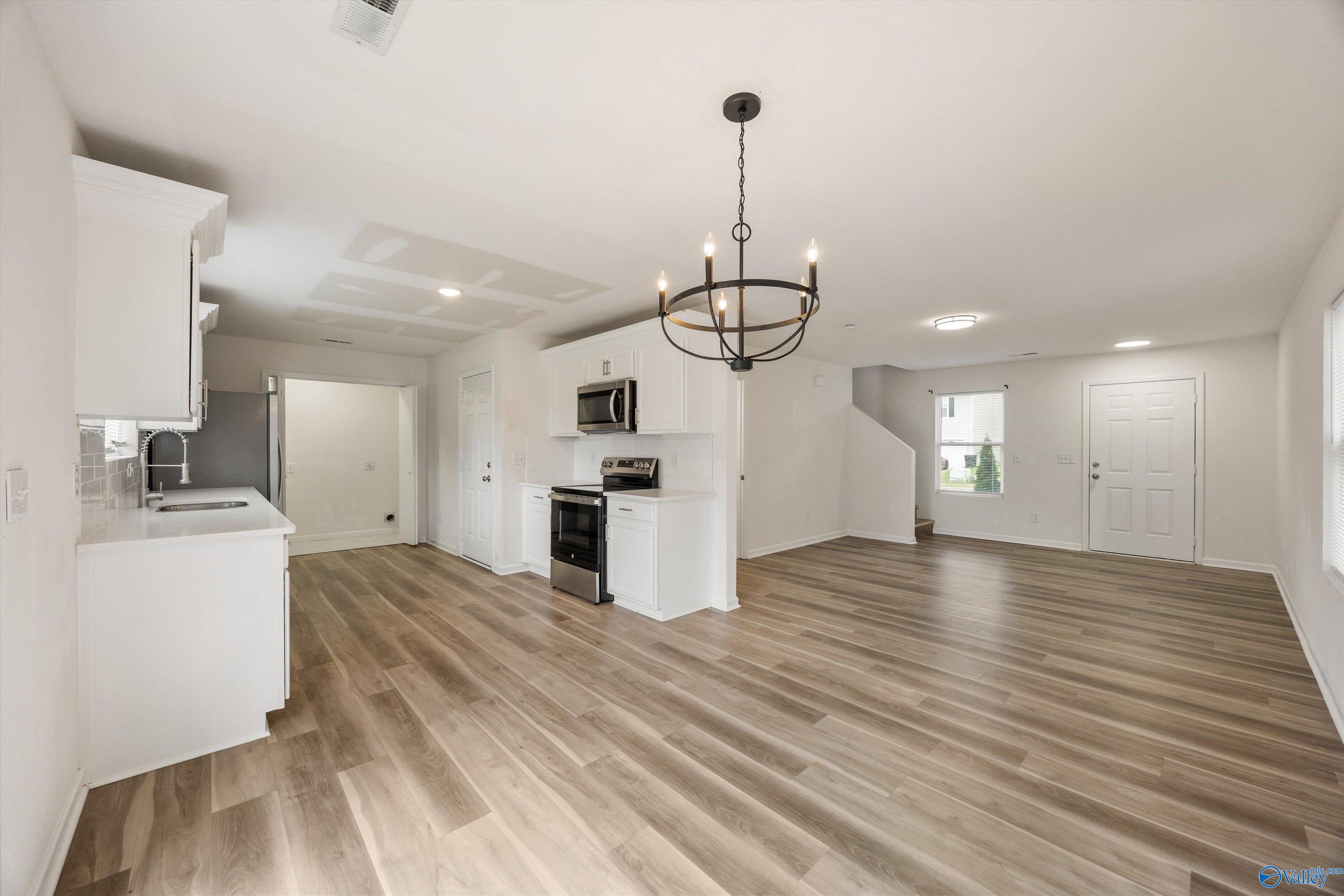 203 Farmington Drive
