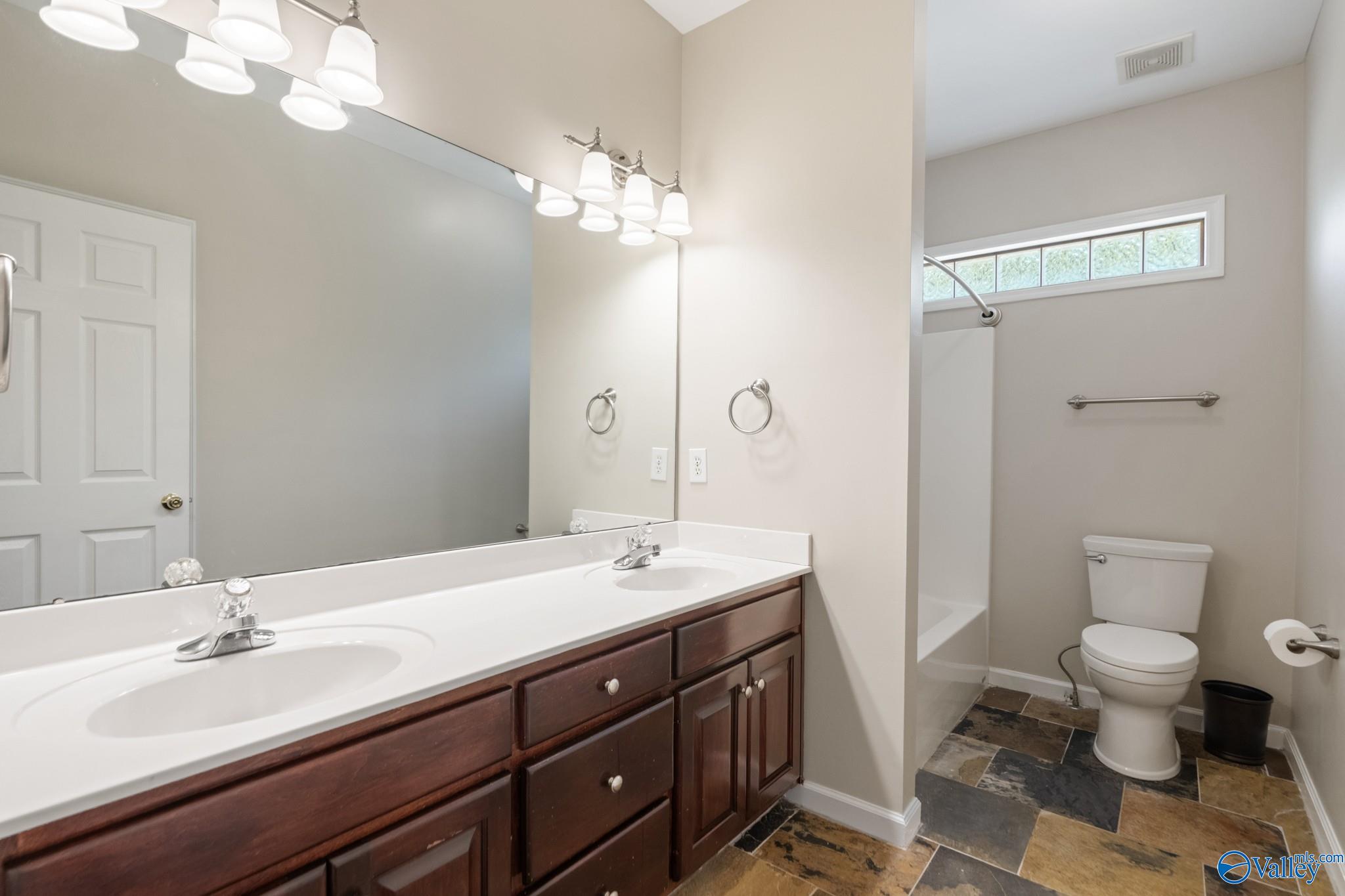 253 Natchez Trail