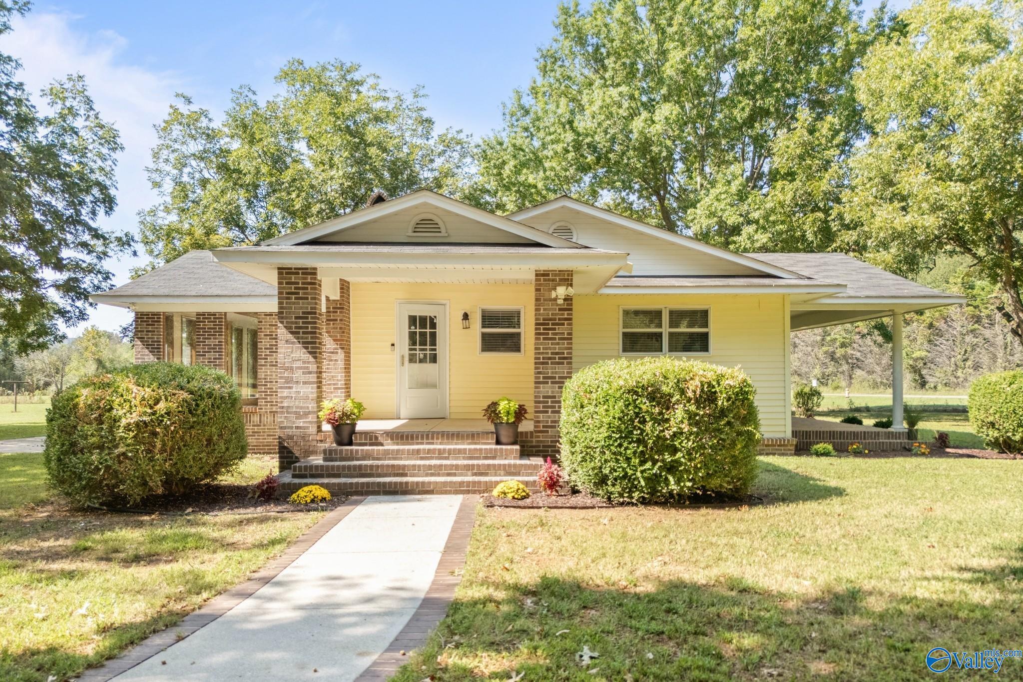 1446 Sharps Cove Road