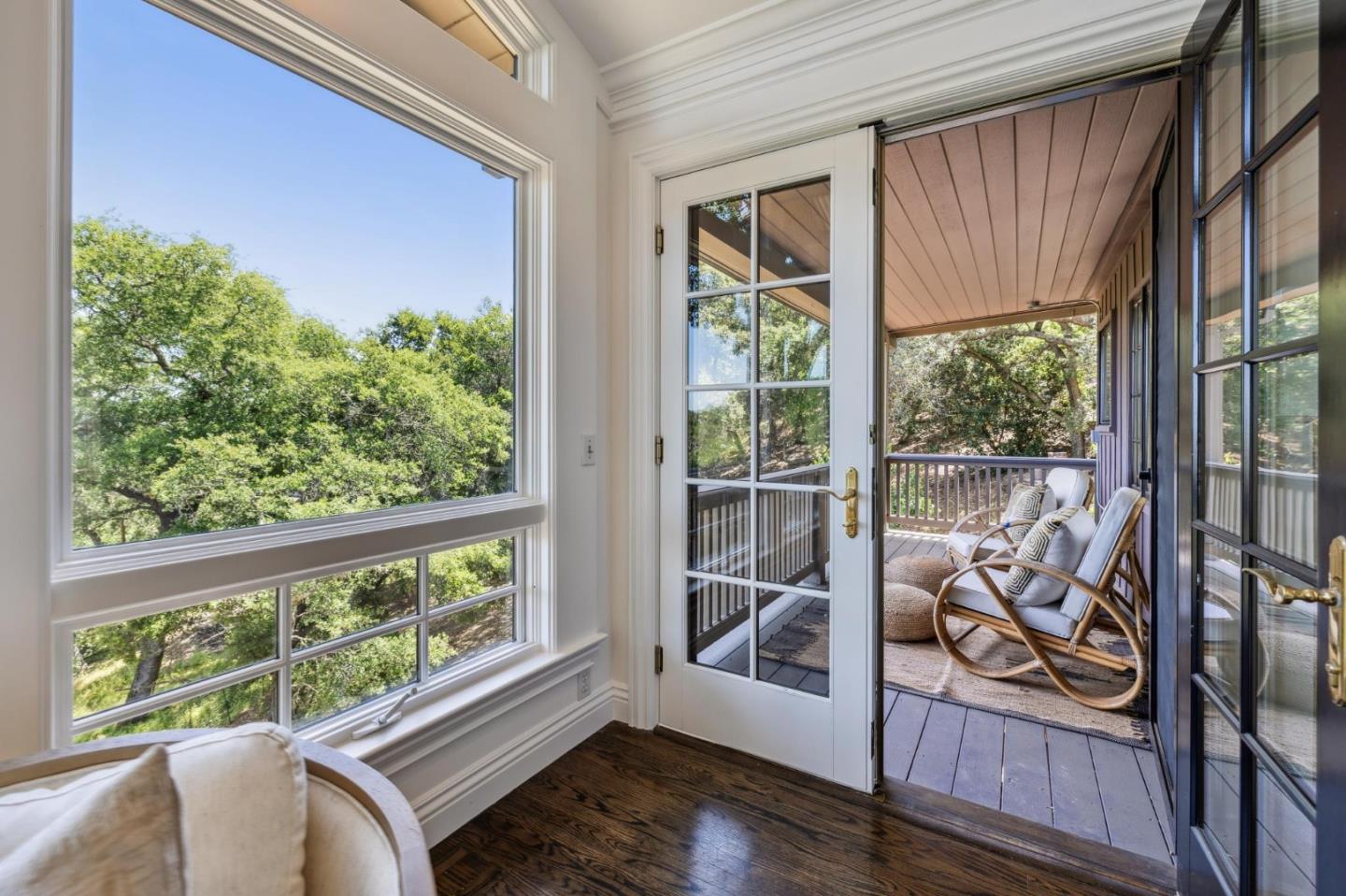 138 Bolivar LN