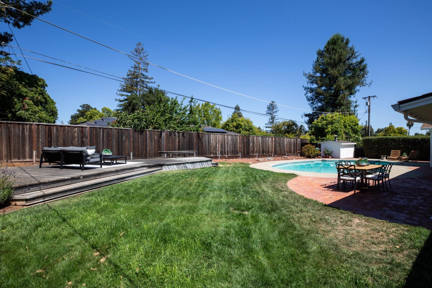 841 Carnation CT