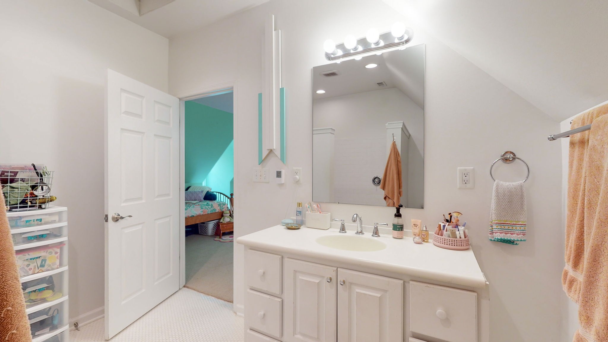 5047 Seymour Hollow Rd