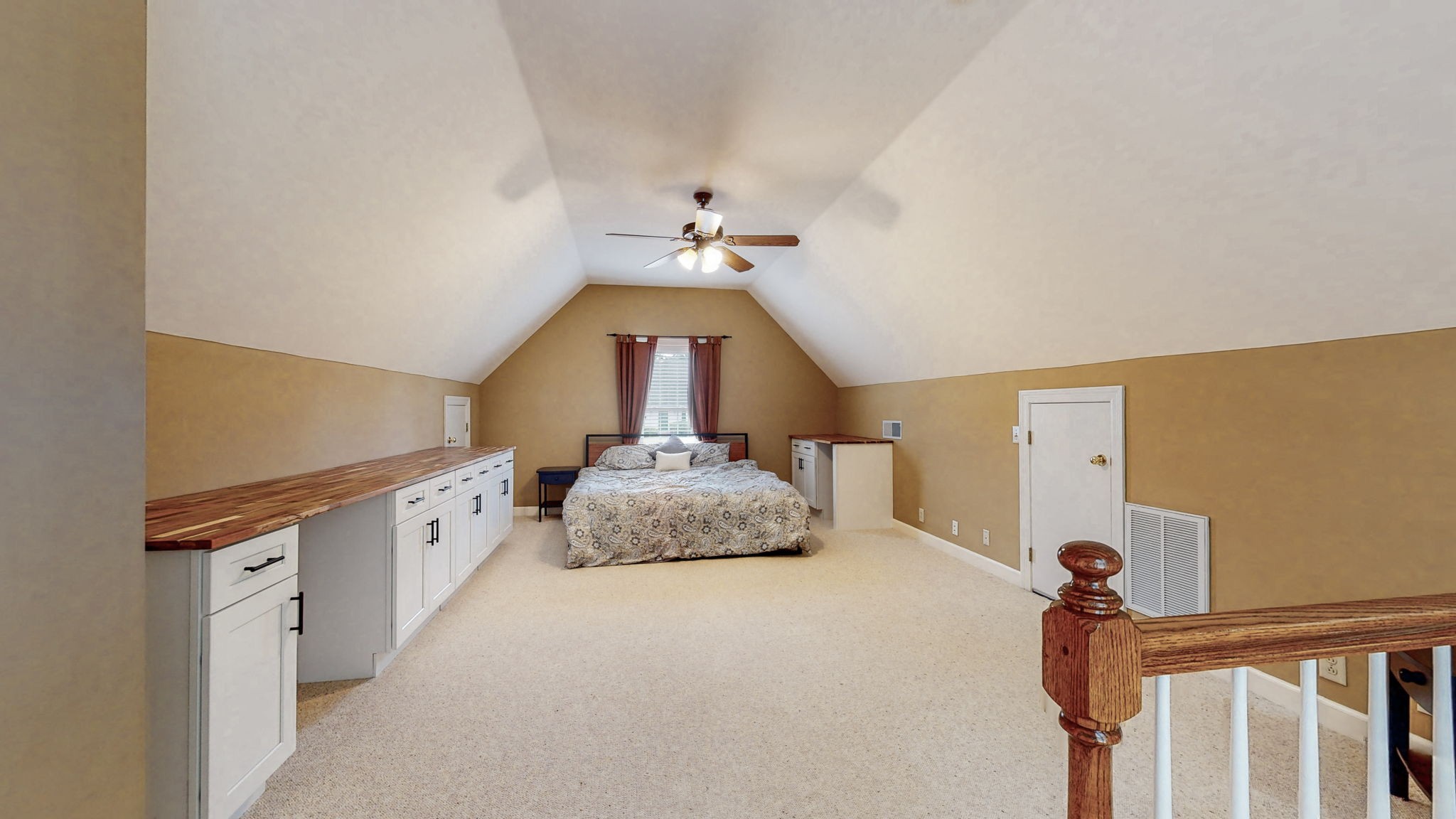 205 Glenwood Dr