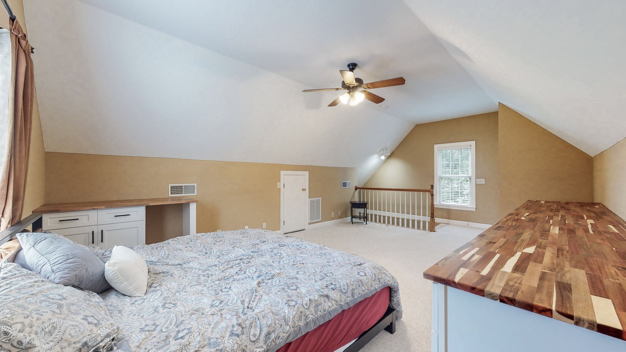 205 Glenwood Dr