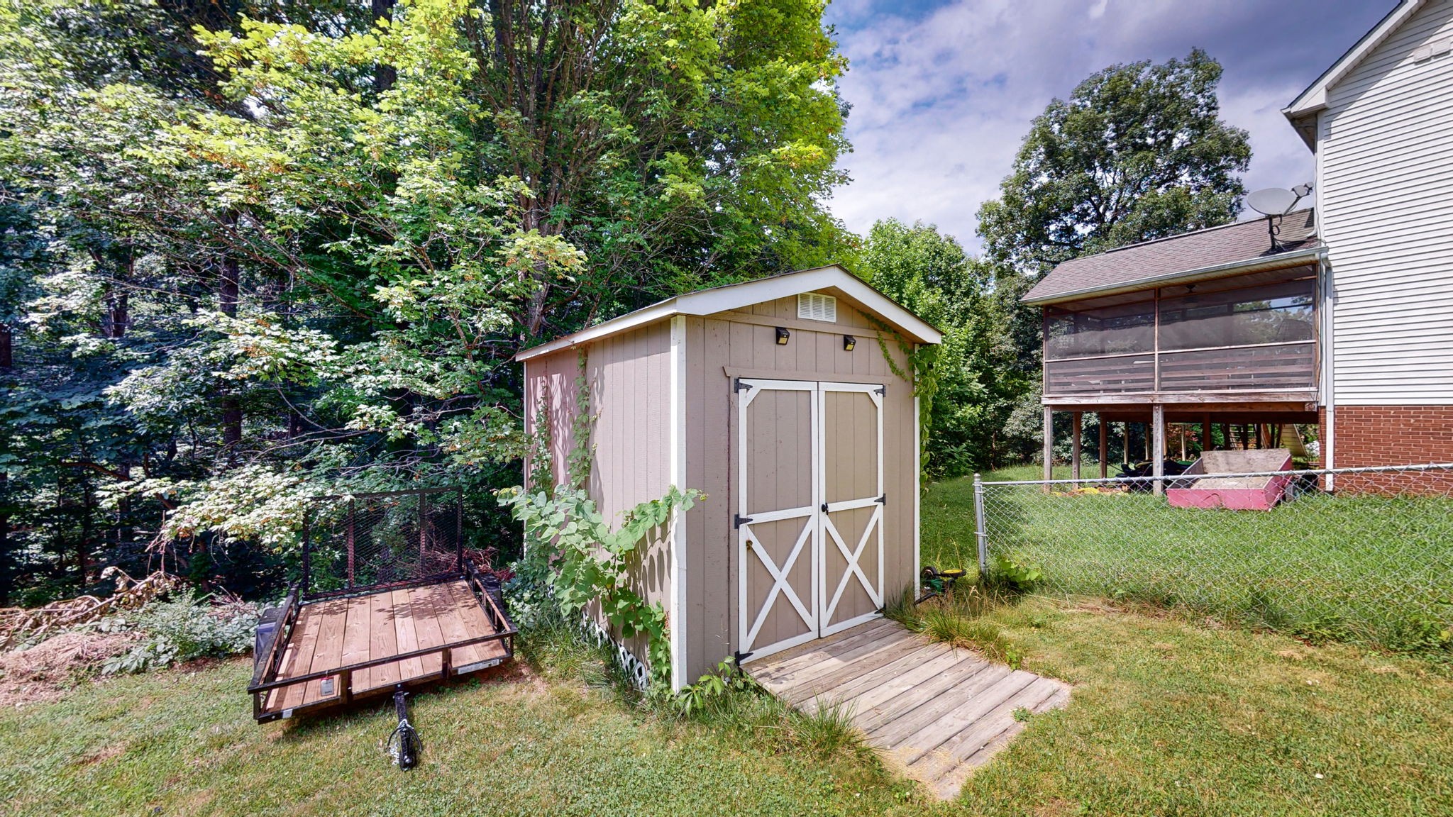 205 Glenwood Dr